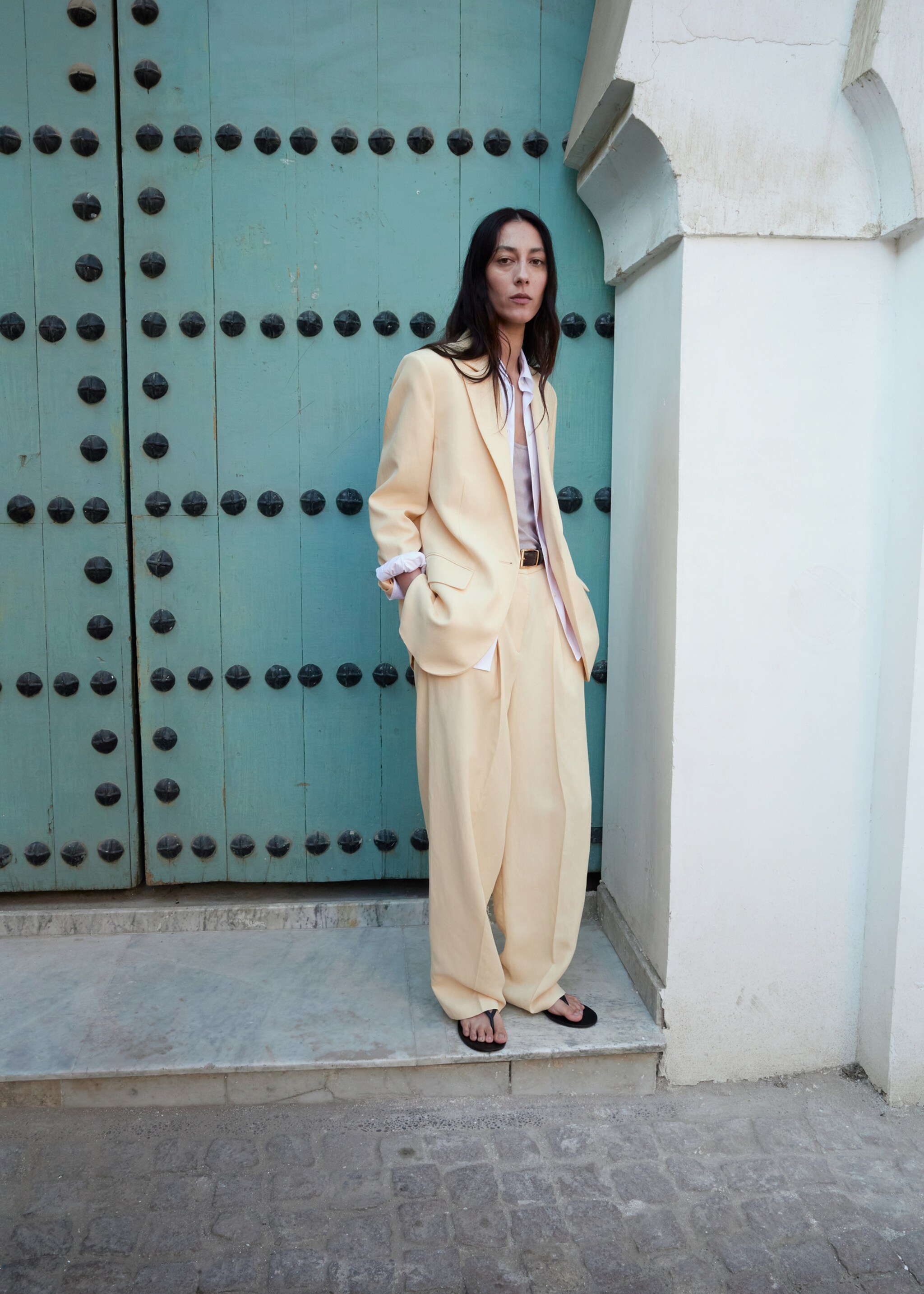 Pantalon droit lin - Plan général, Jaune. Ref: 27017161-00.