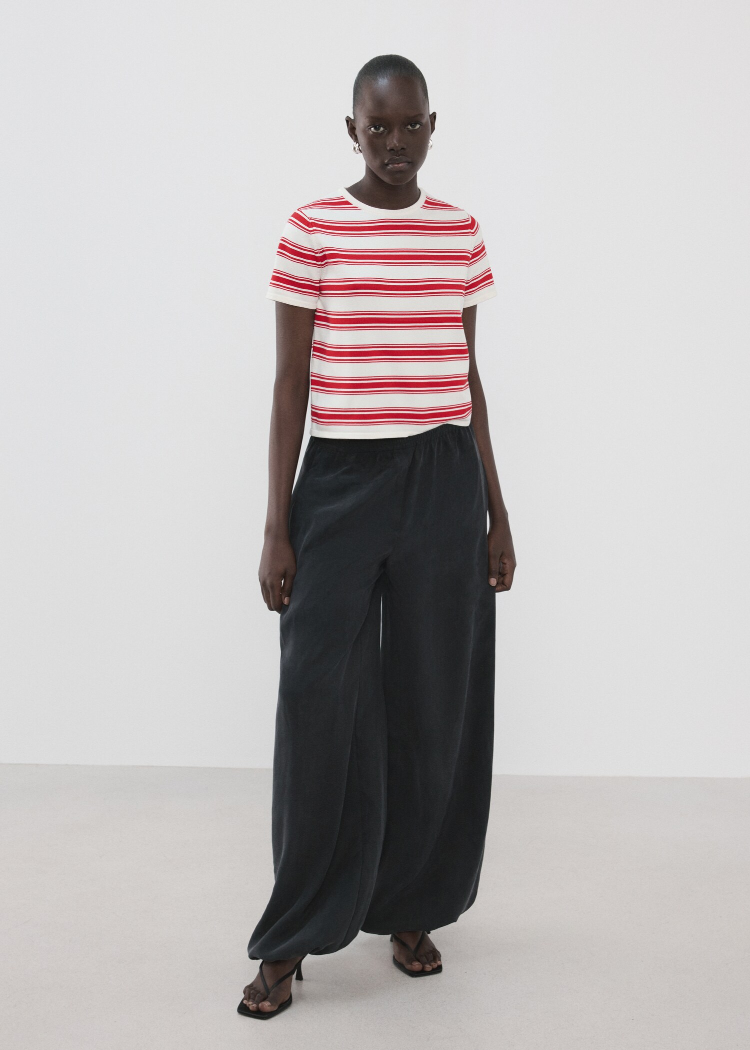 كنزة منسوجة مخططة - رؤية عامة