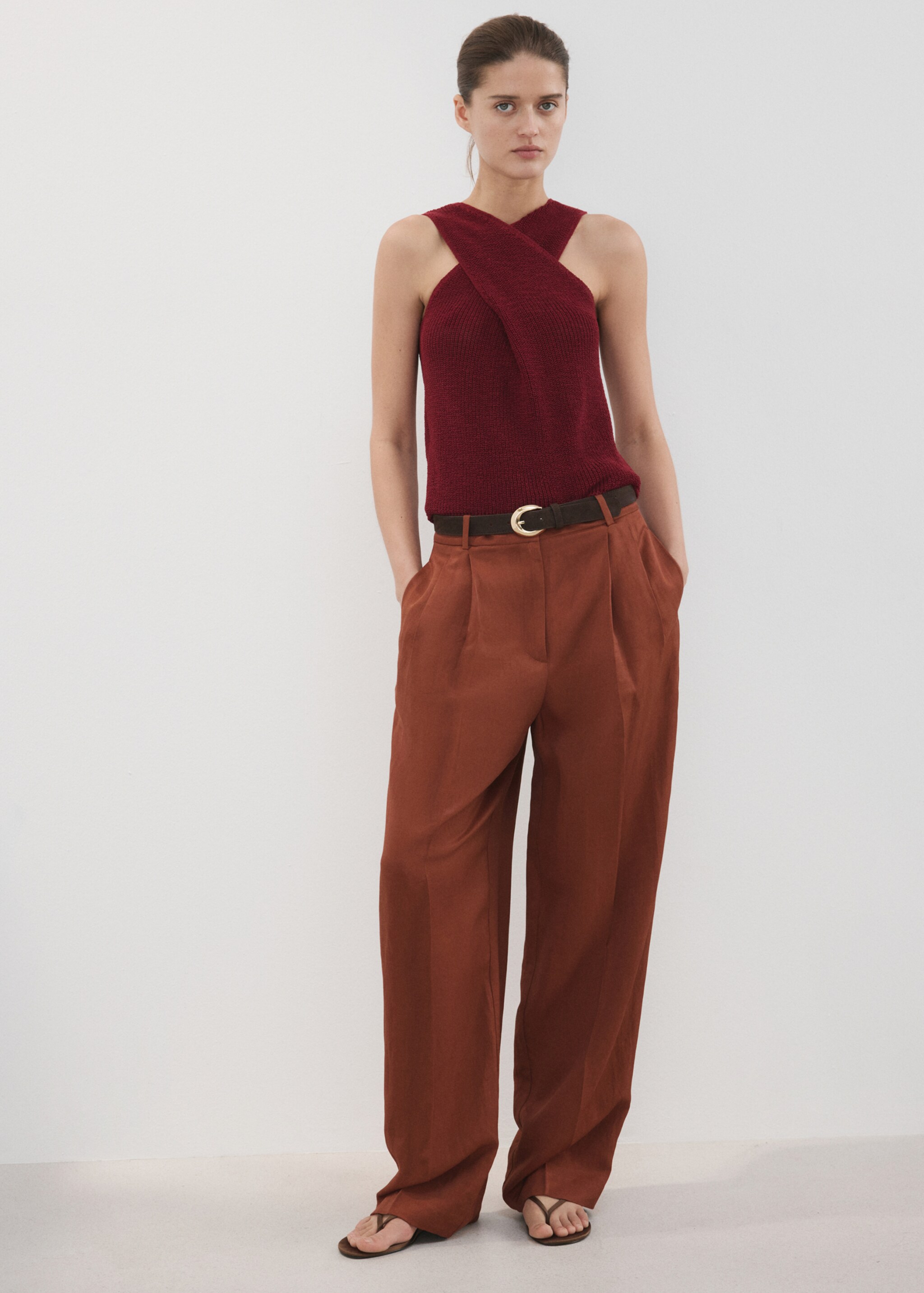 توب محبوك متقاطع - رؤية عامة, كستنائي. Ref: 27017172-00.