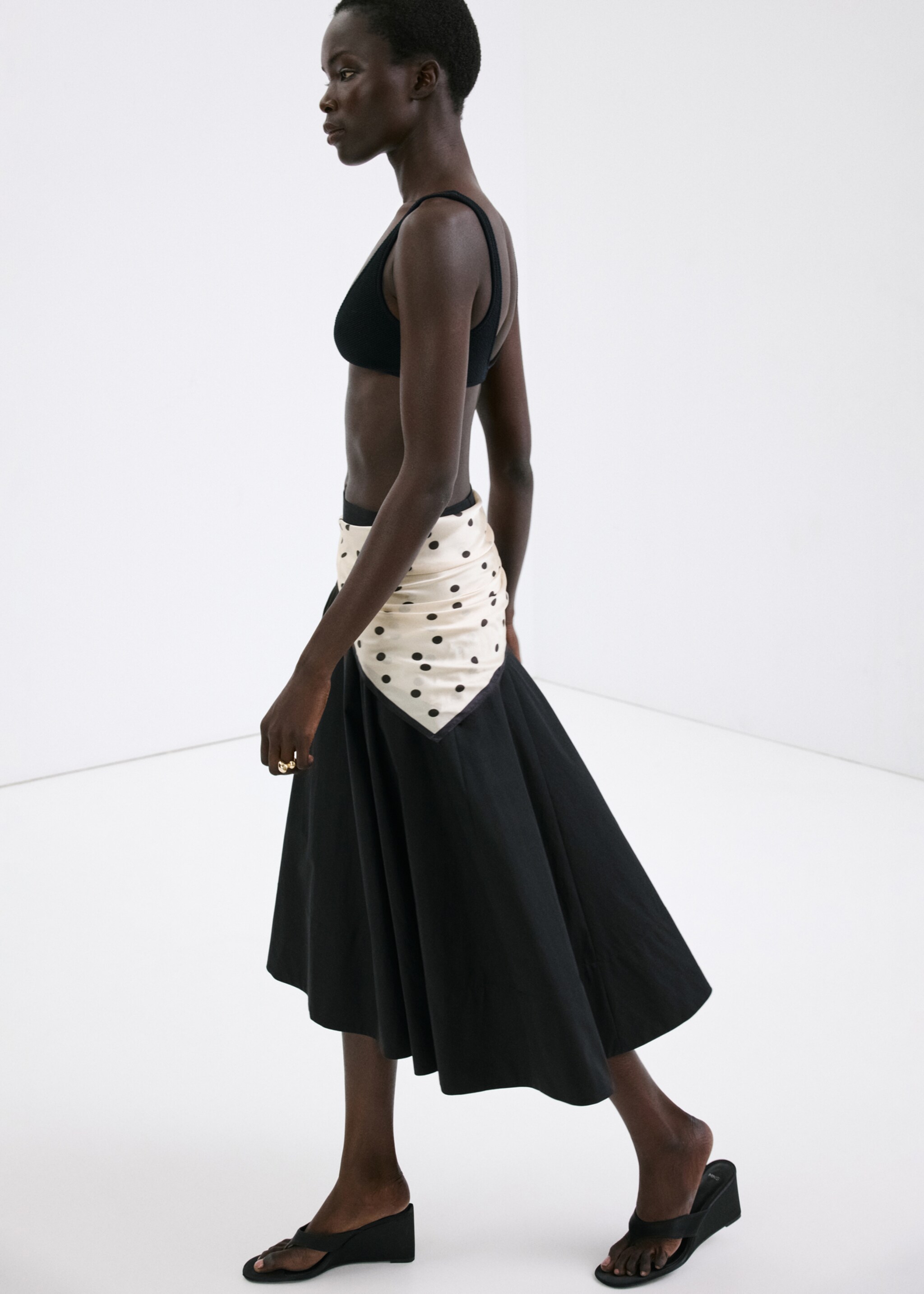 Satin check-print scarf - General plane, Black. Ref: 27017787-00.