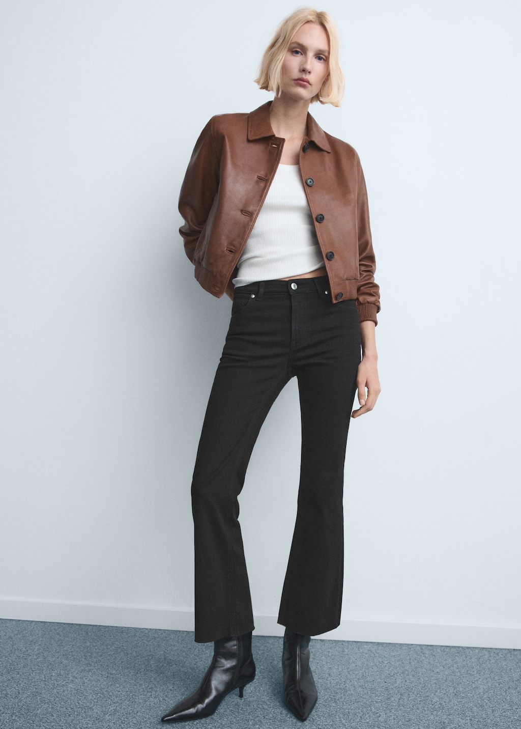 Sienna flared cropped jeans