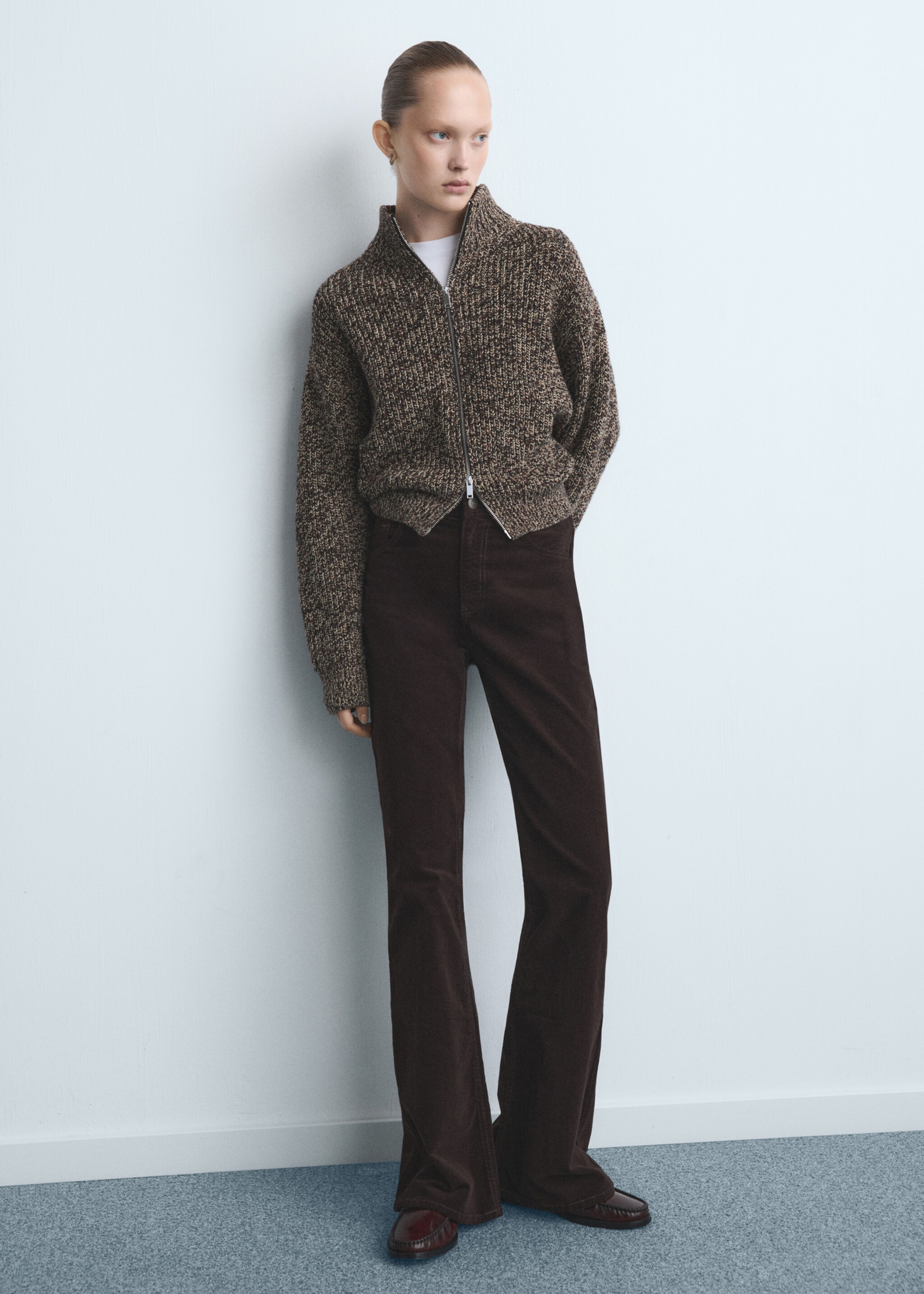 Velvet flared jeans - General plane, Chocolate. Ref: 27021200-00.