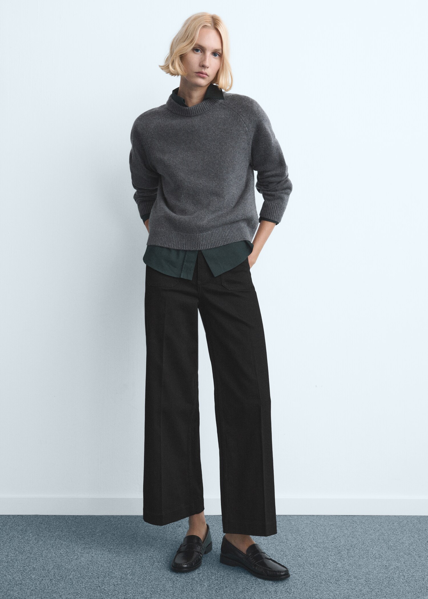Wide-leg jeans with pockets - General plane