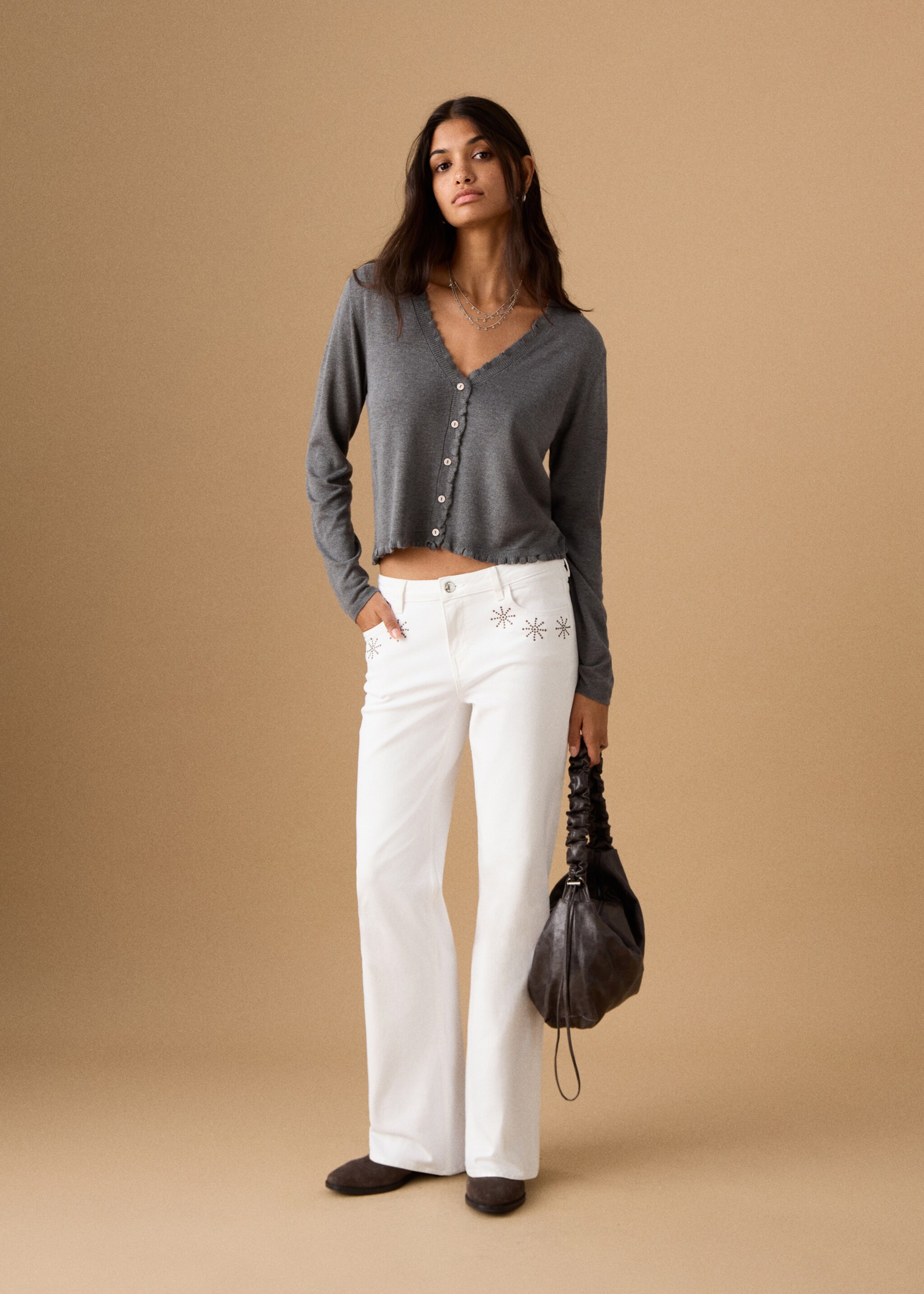 Jean droit rivets - Plan général, Blanc cassé. Ref: 27021220-00.