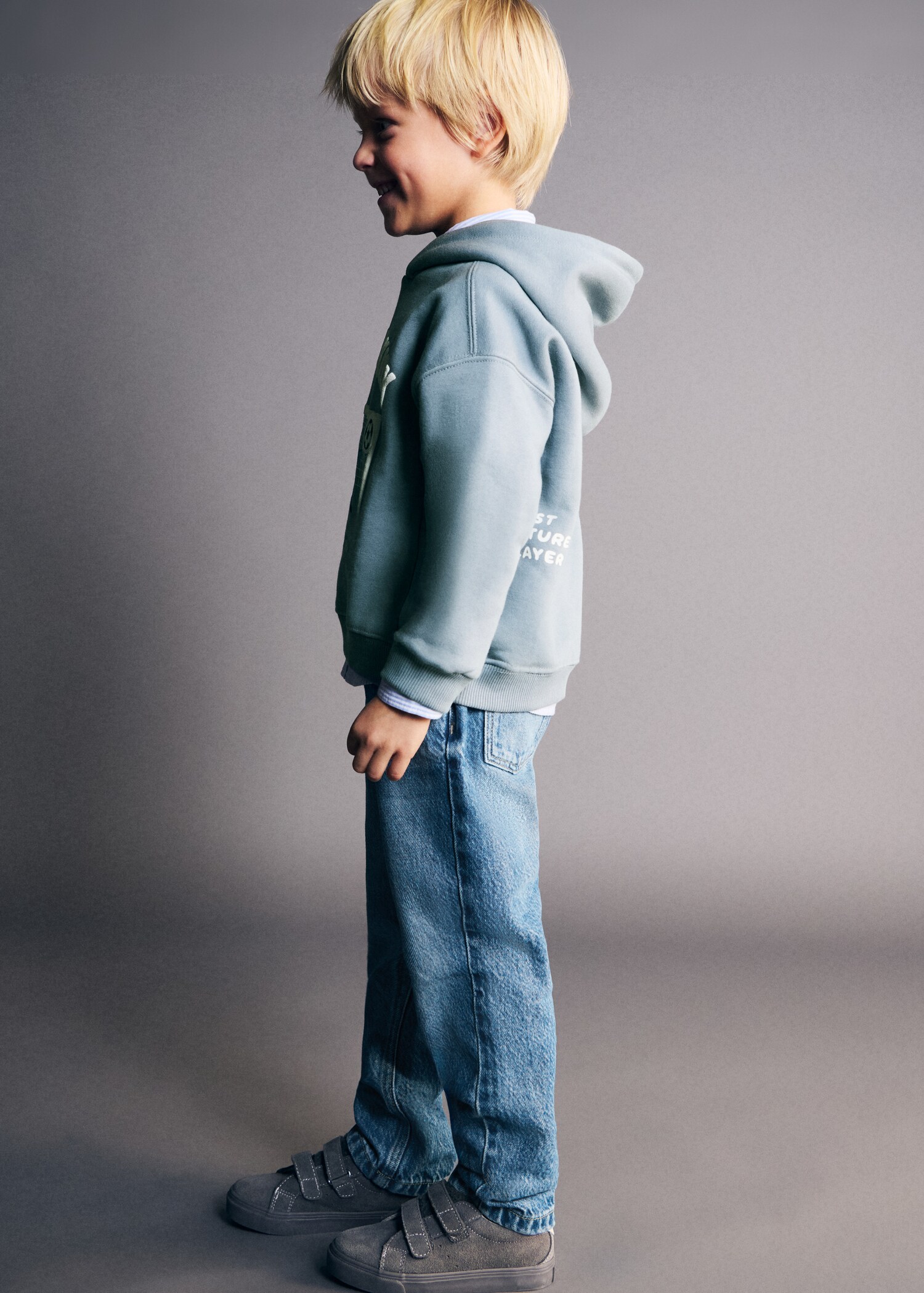 Gemustertes Kapuzen-Sweatshirt - Allgemeine Ansicht