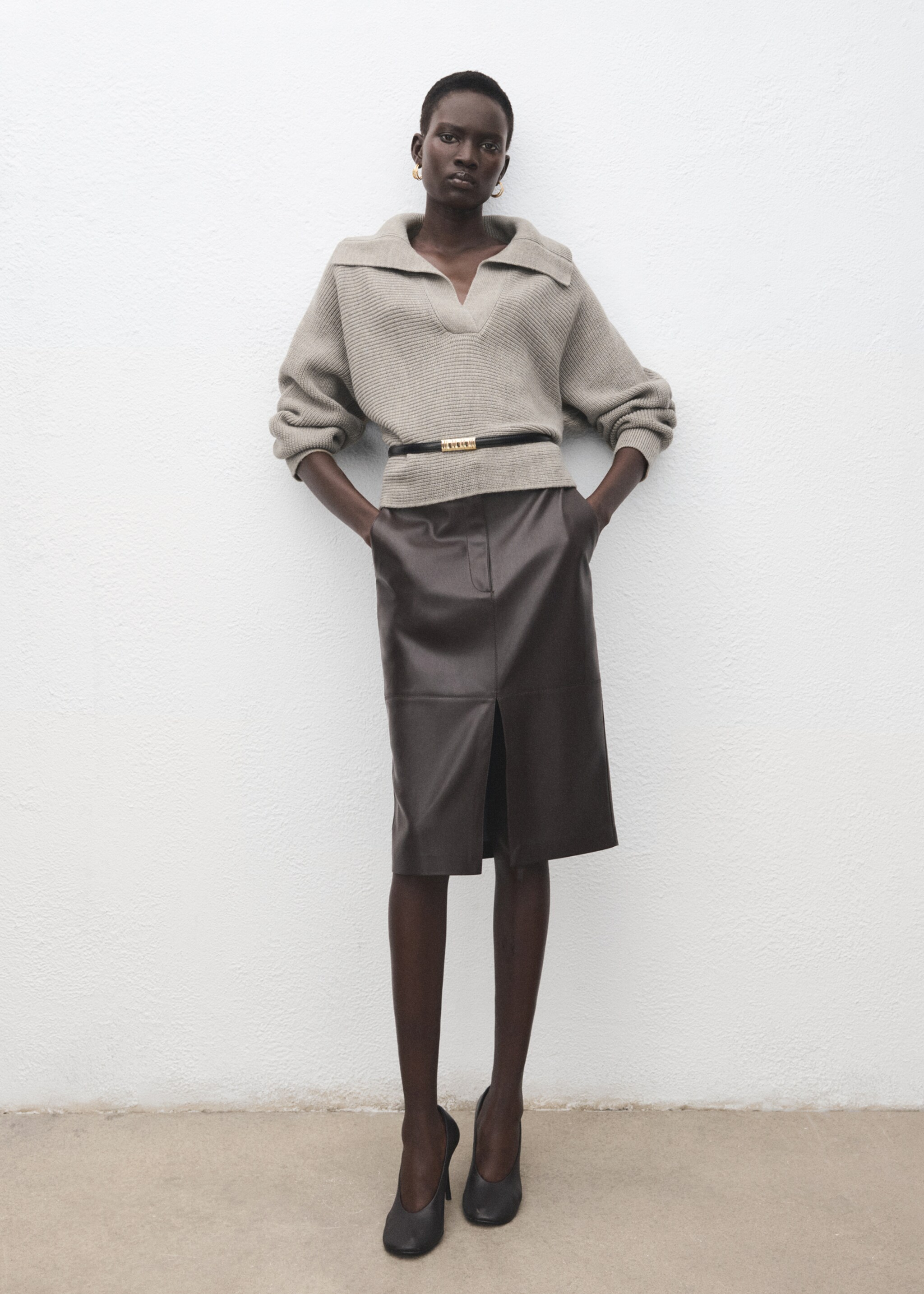 كنزة برقبة بولو مضلعة - رؤية عامة, رمادي فاتح/خفيف. Ref: 27021309-00.