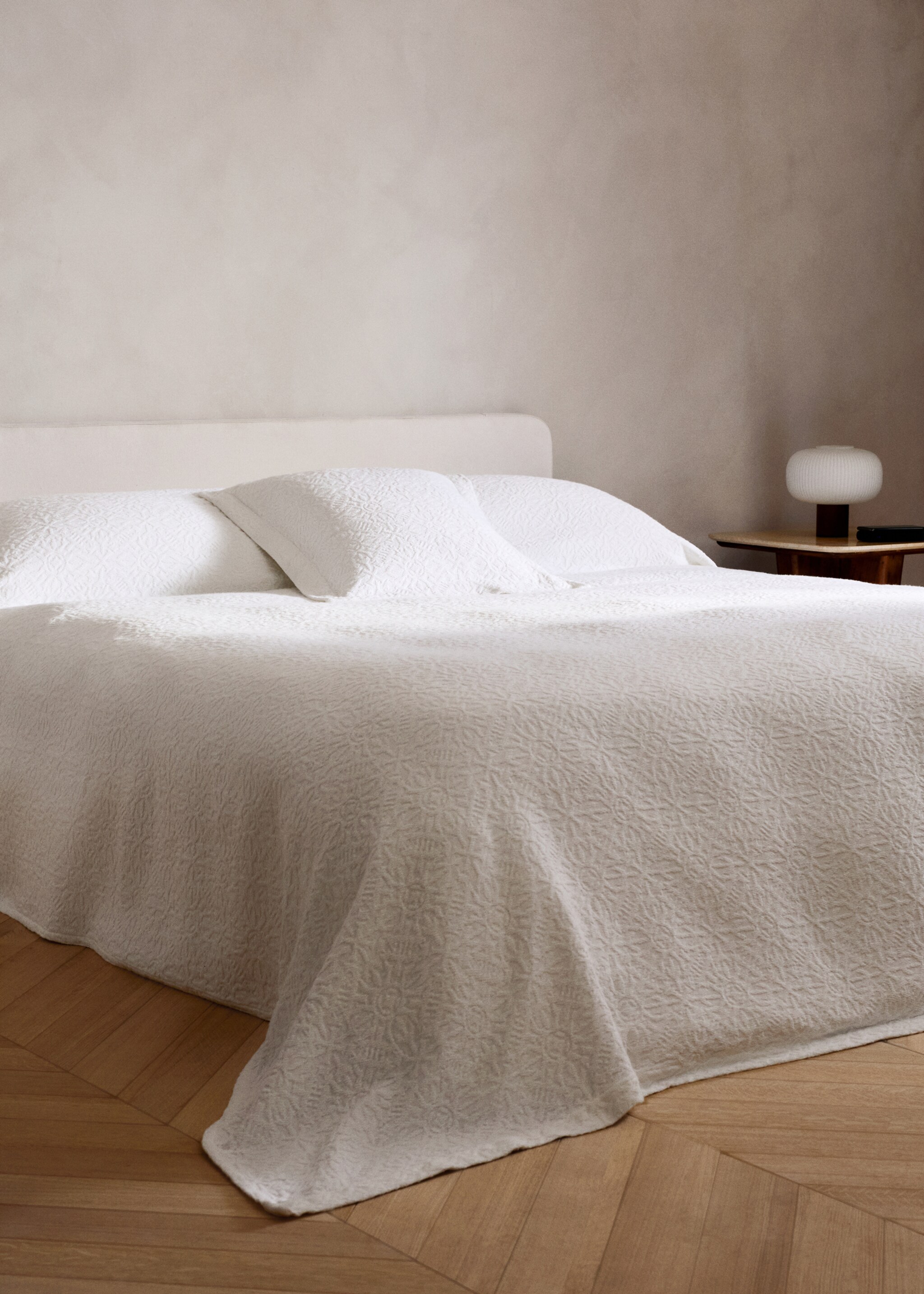 Bavlněný přehoz s mozaikovým žakárovým vzorem na postel 130/150 cm - Celkový náhled, Bílá. Ref: 27023301-00.