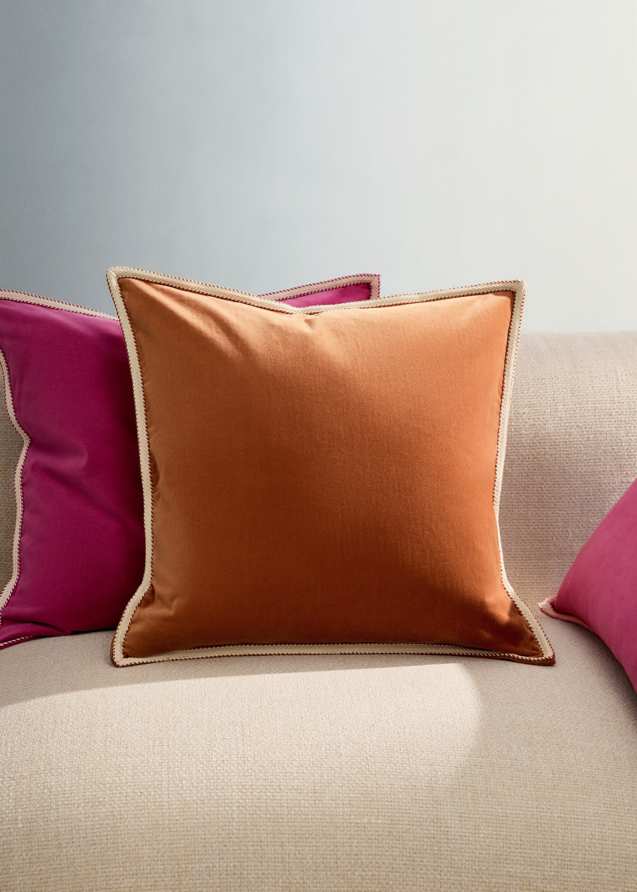 Velvet cushion cover with tape detail 50x50 cm - General plane, Curry. Ref: 27023307-00.