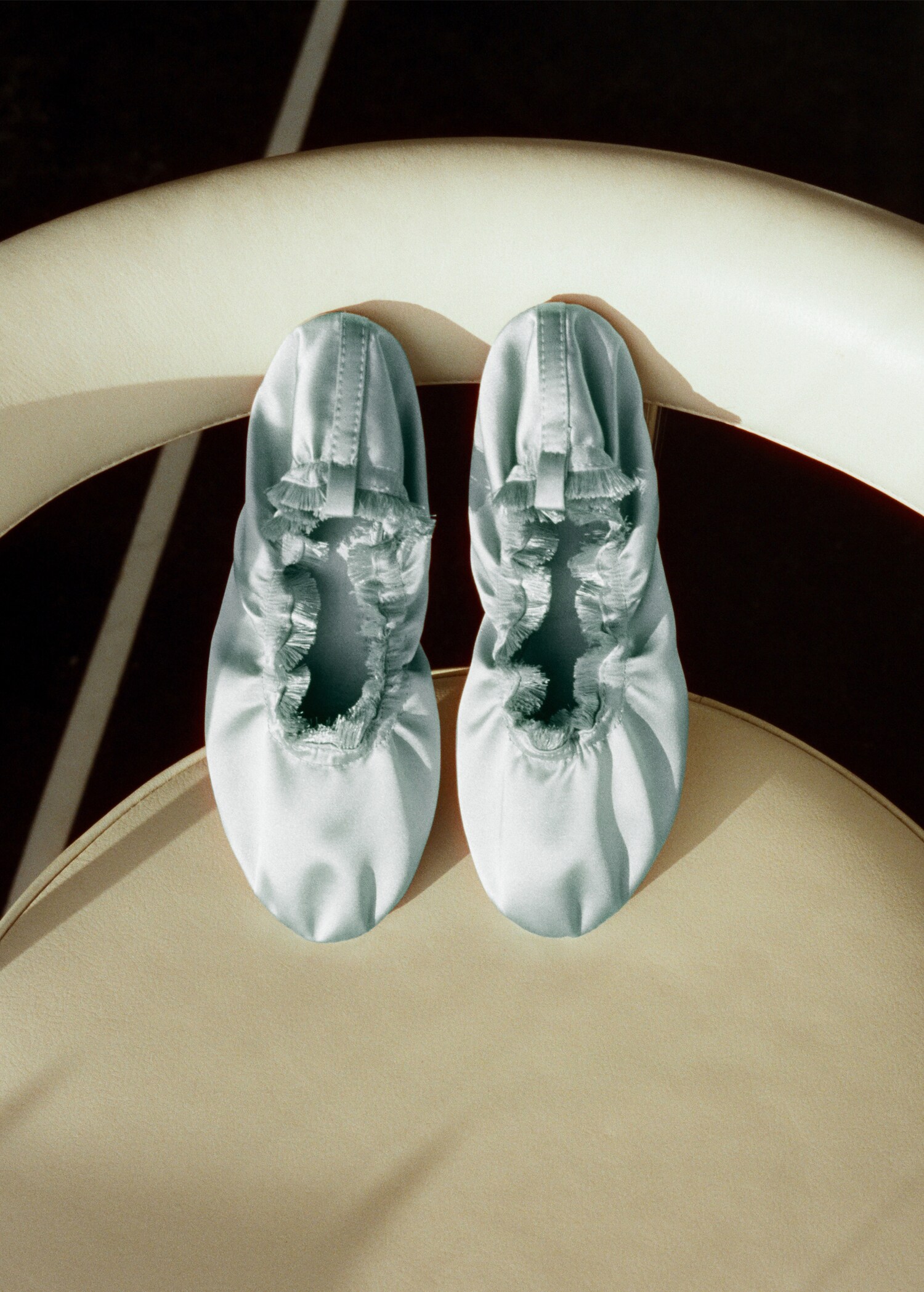 Ballerines satinées caoutchouc - Plan général