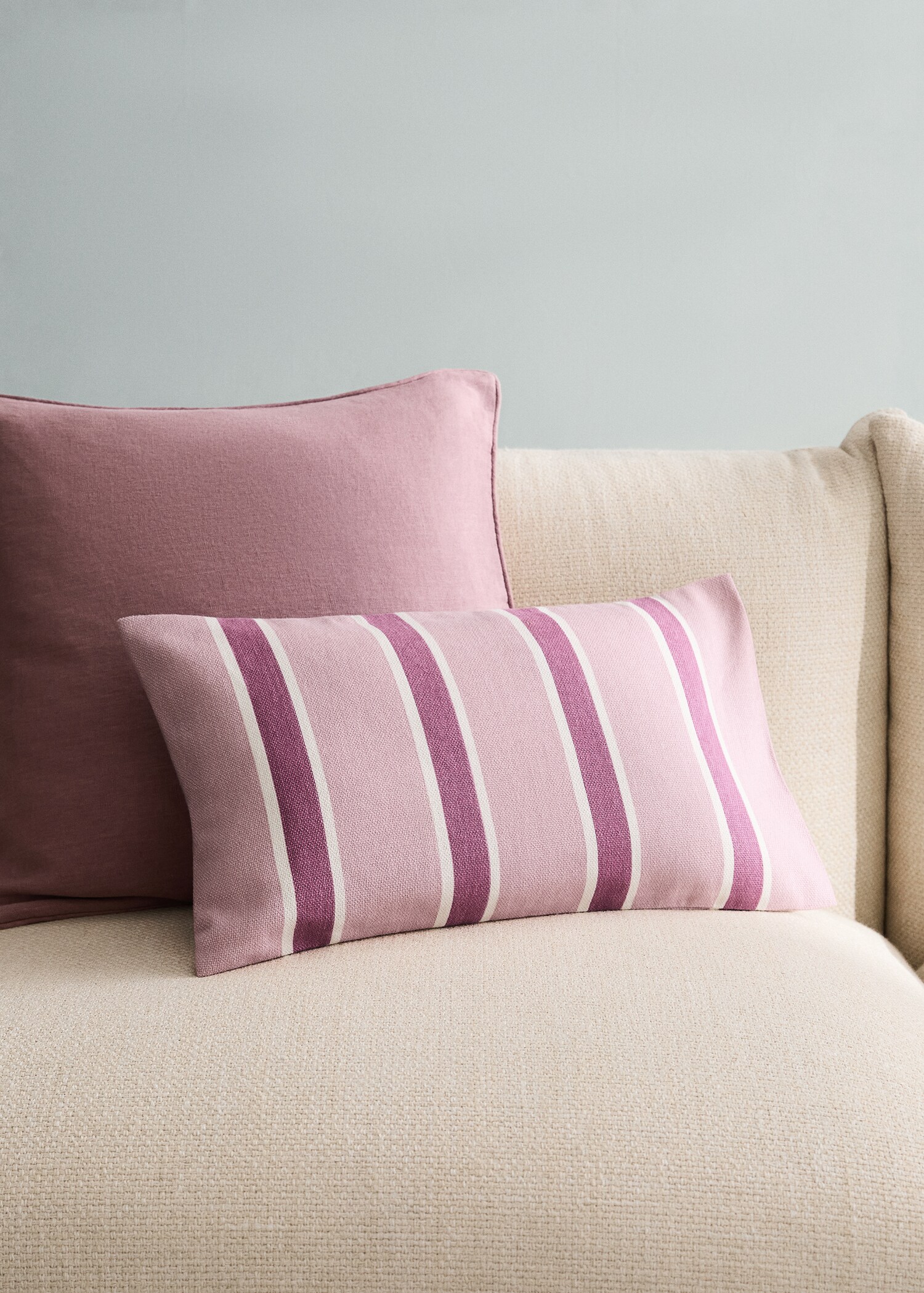 Cotton cushion cover with printed stripes 30x50 cm - General plane