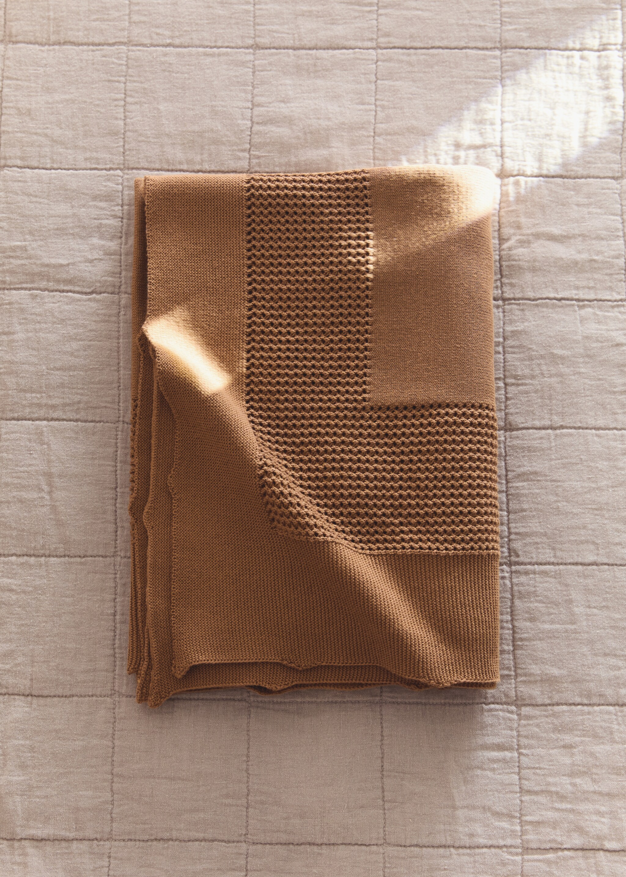 Cotton openwork baby blanket - General plane, Ecru. Ref: 27023331-00.