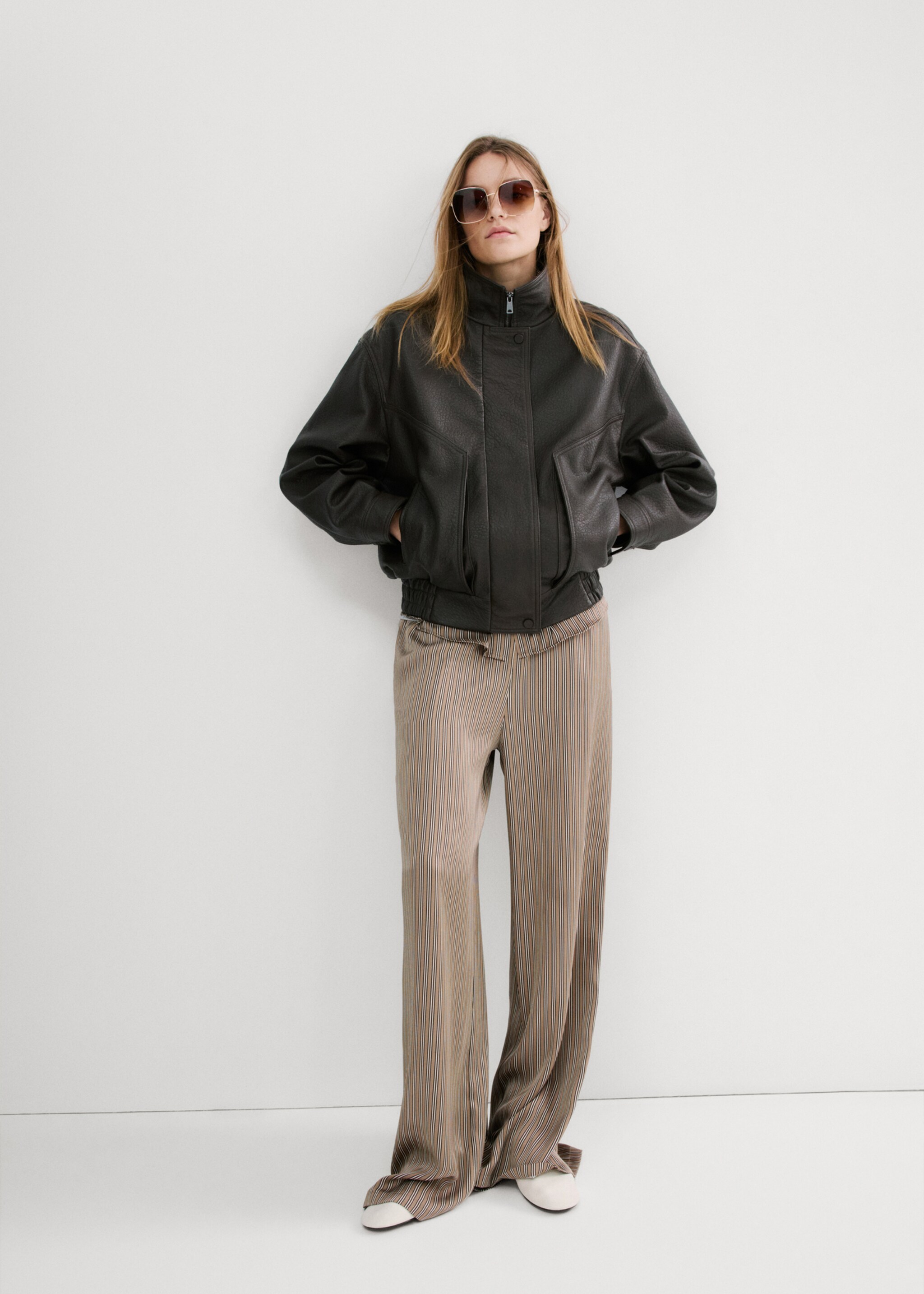 Satin striped trousers - General plane, Medium Brown. Ref: 27024082-00.