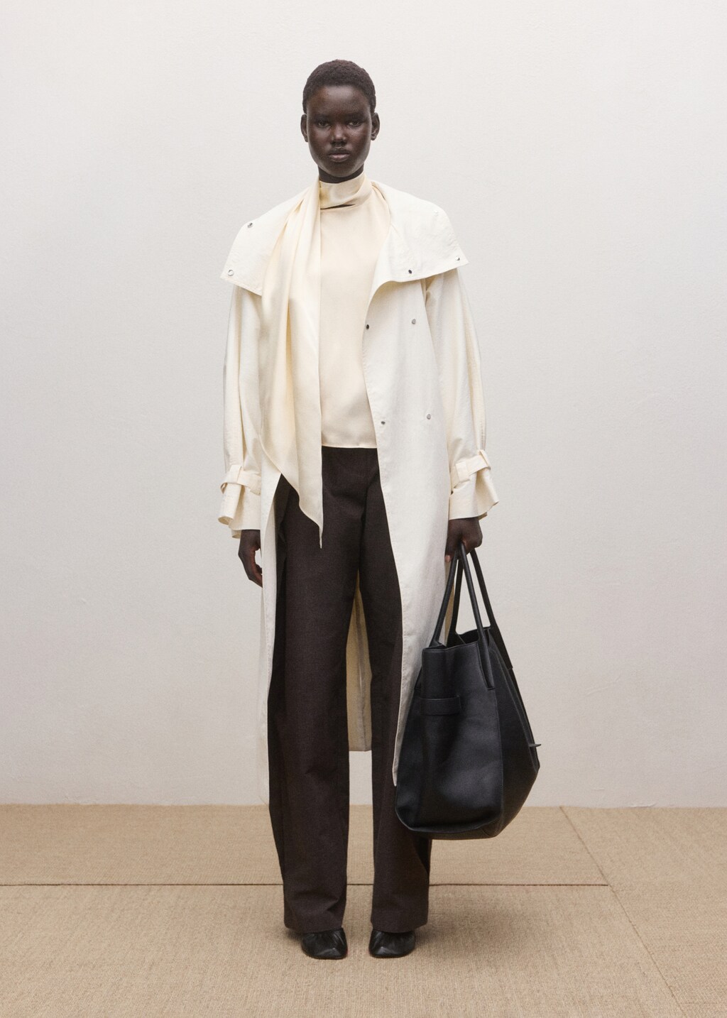 100% silk blouse with foulard collar