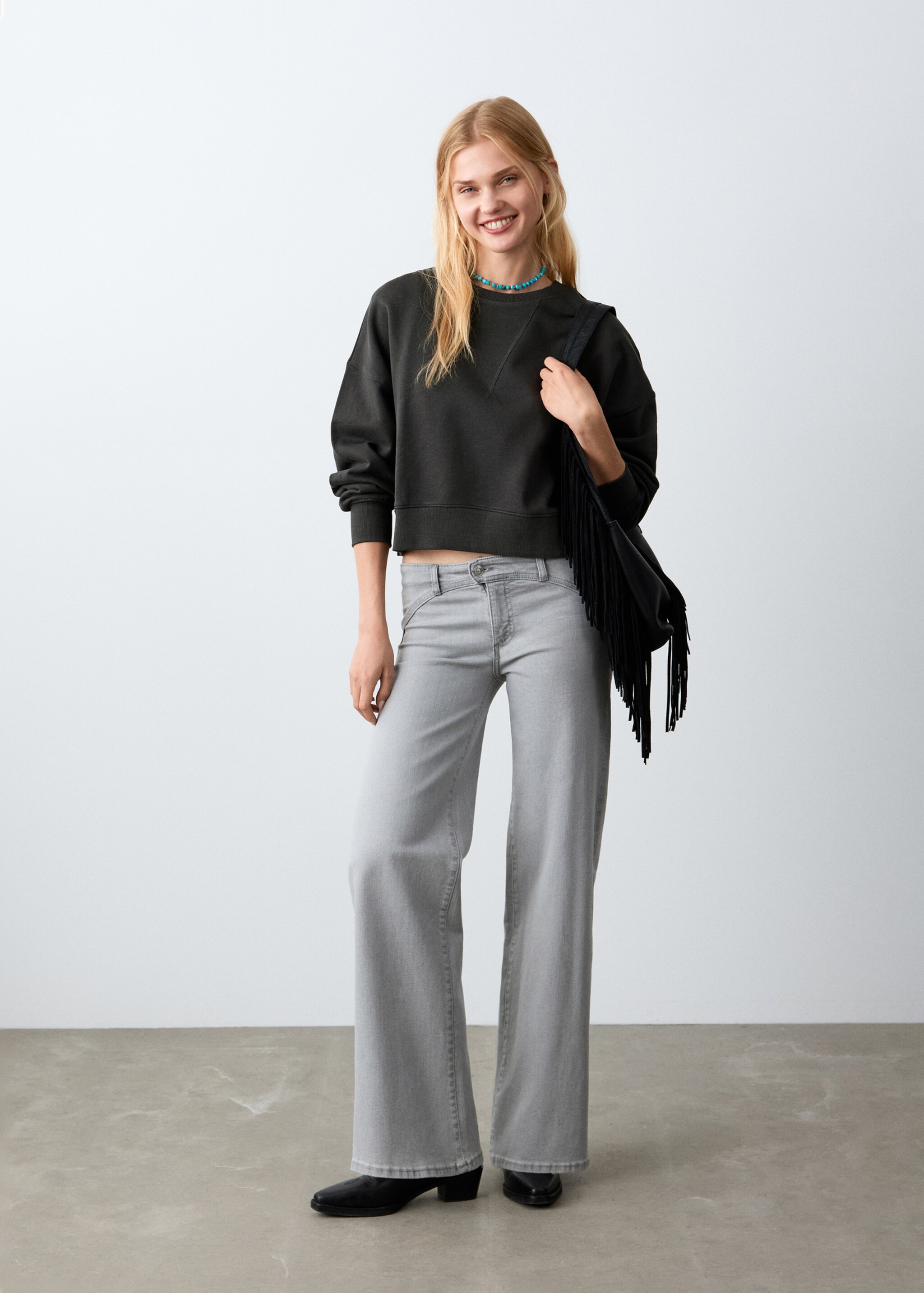 Sweatshirt peak - General plane, Charcoal. Ref: 27024418-00.