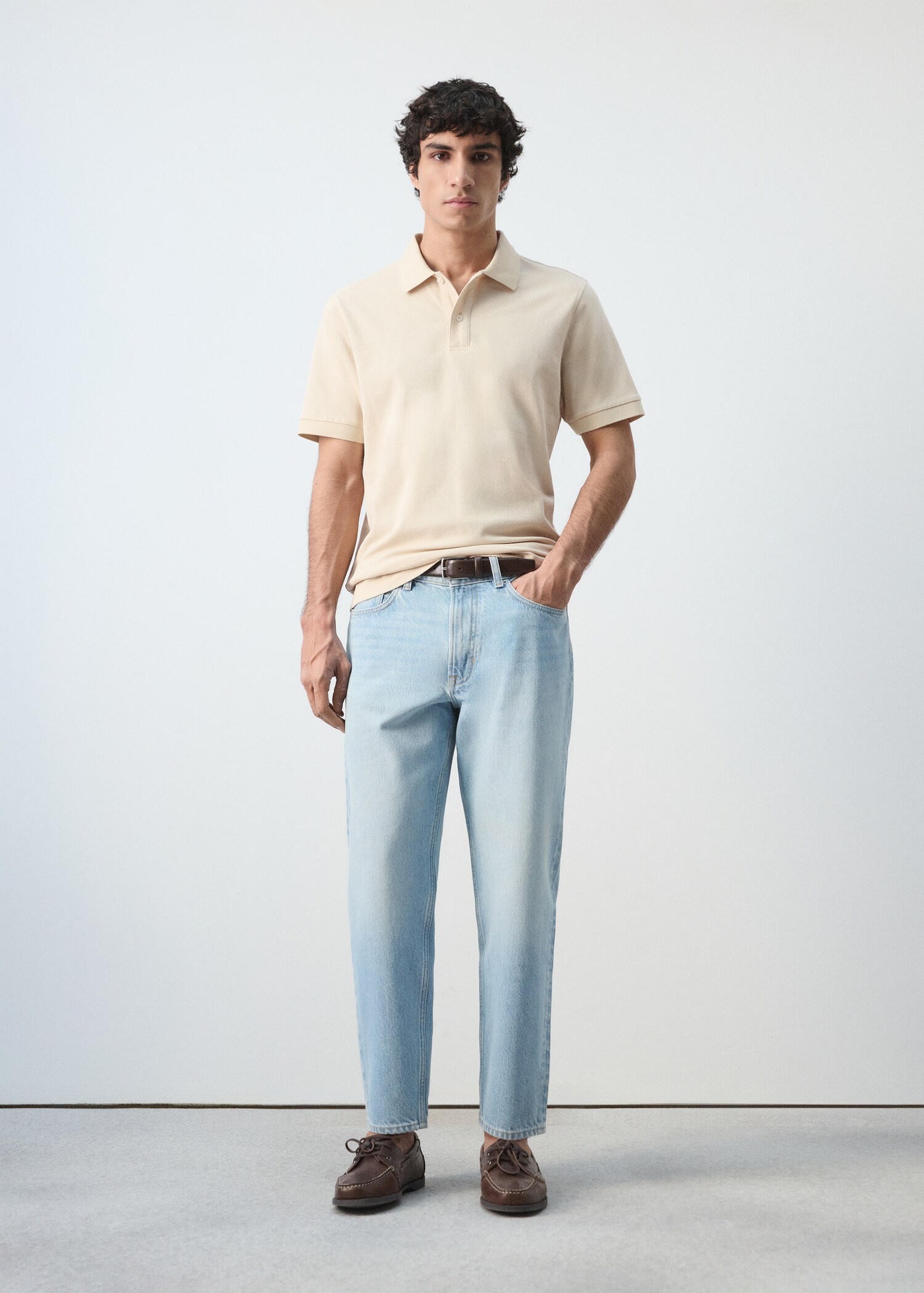 قميص بولو بقصة عادية من قطن بيكيه - رؤية عامة