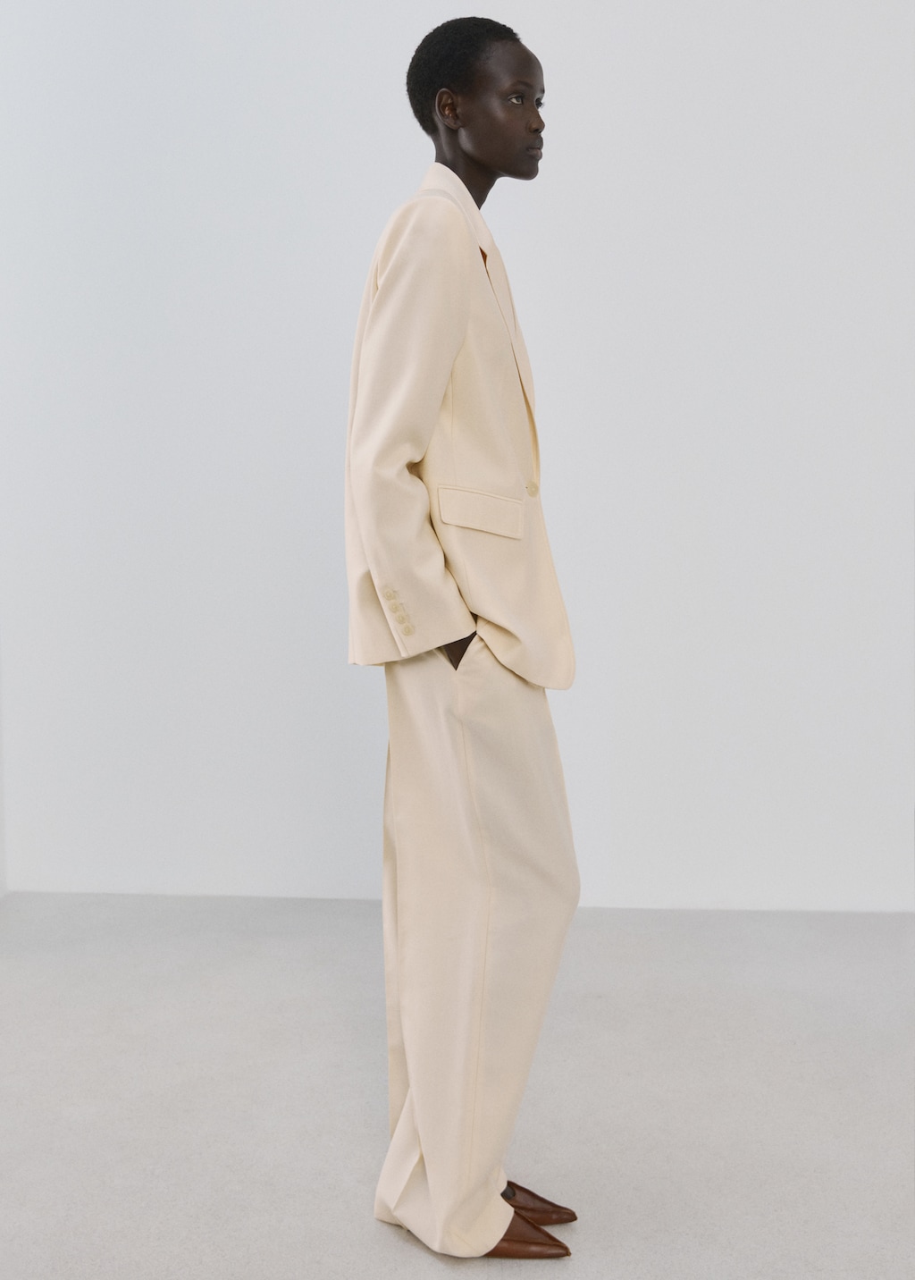 Low-rise lyocell trousers