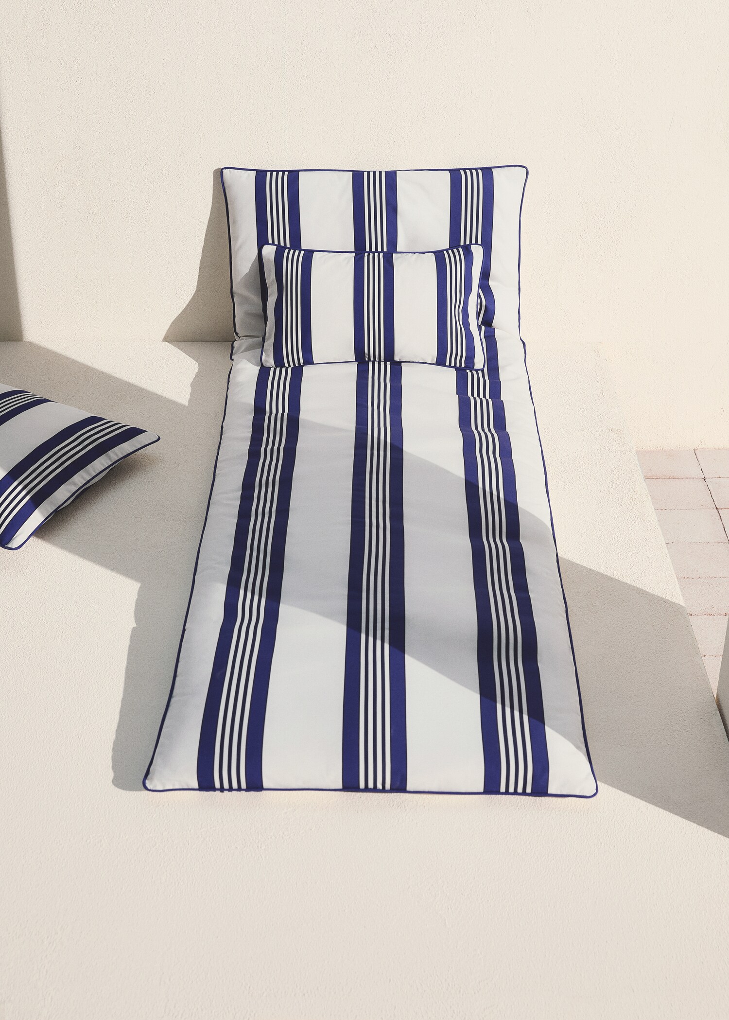 Waterproof striped lounge chair topper 70x200 cm - General plane