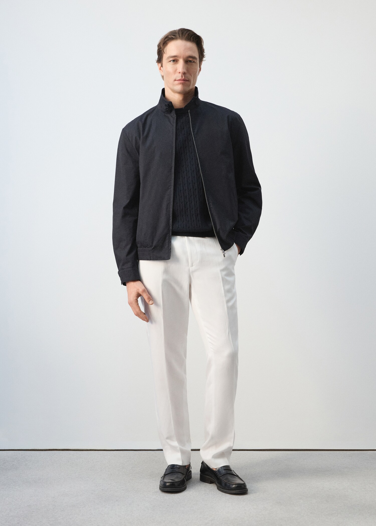 Pantalon slim-fit taille croisée - Plan général