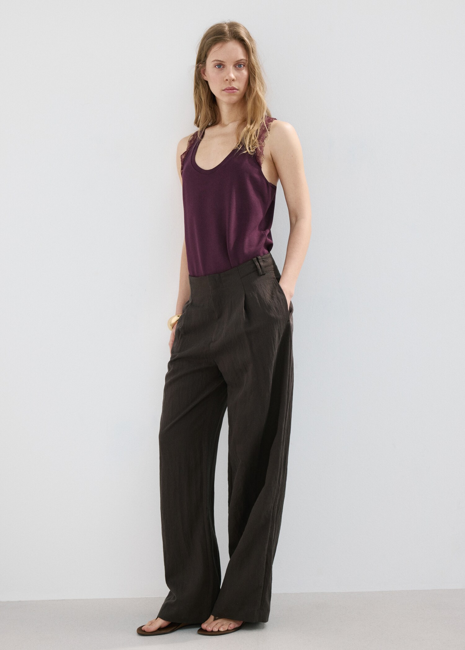 Lace back knit top - General plane