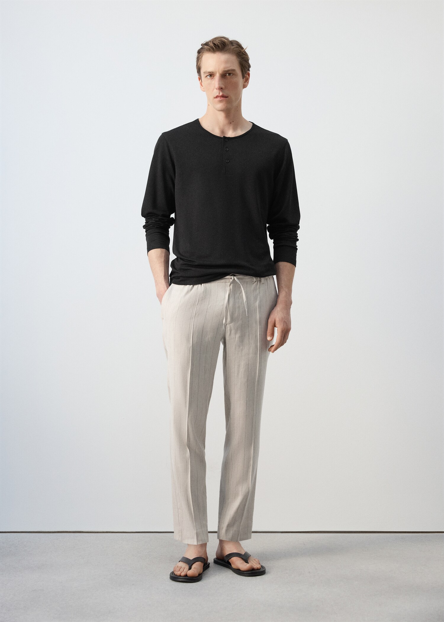 Henley T-shirt - General plane