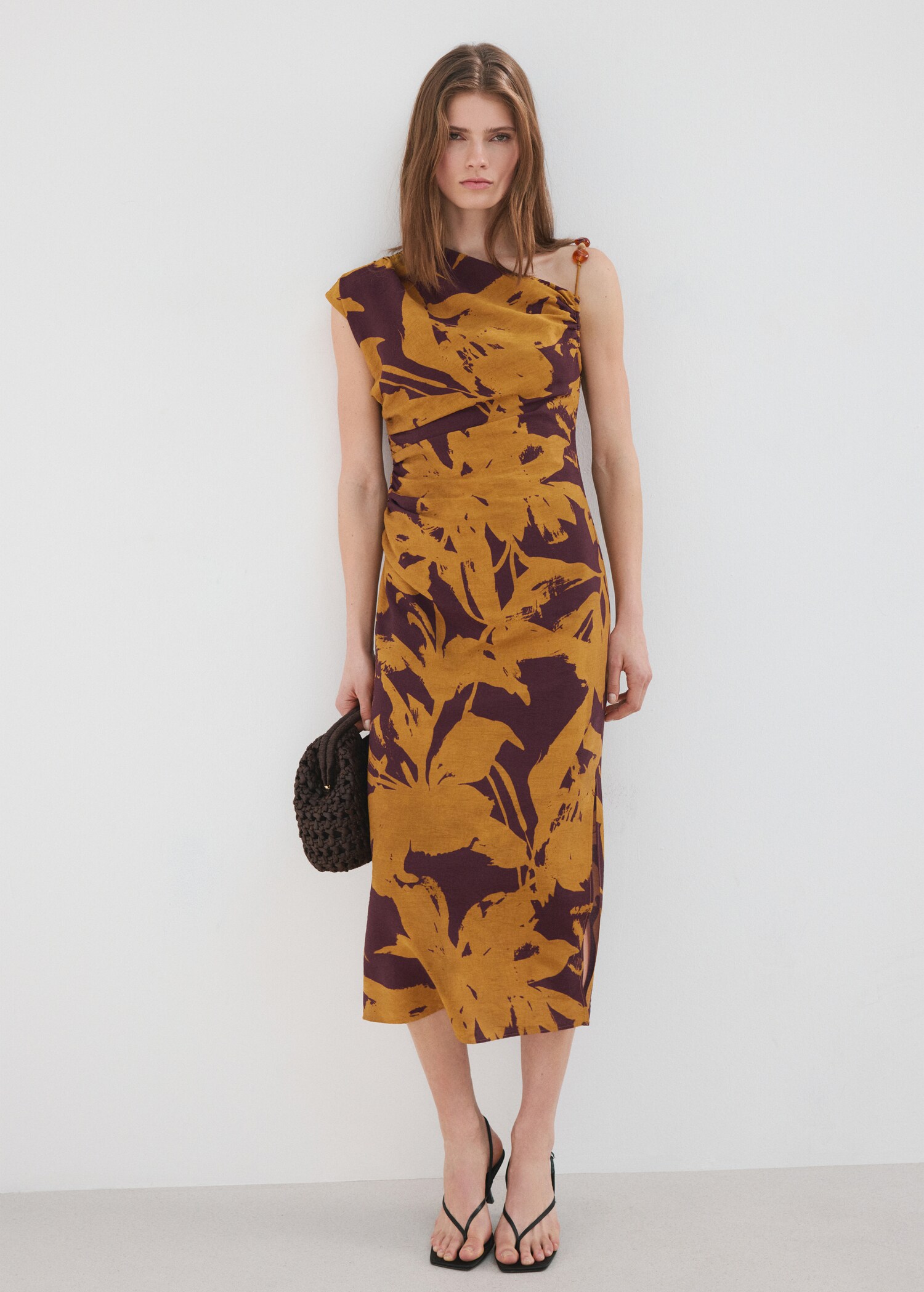 Printed asymmetrical dress - General plane