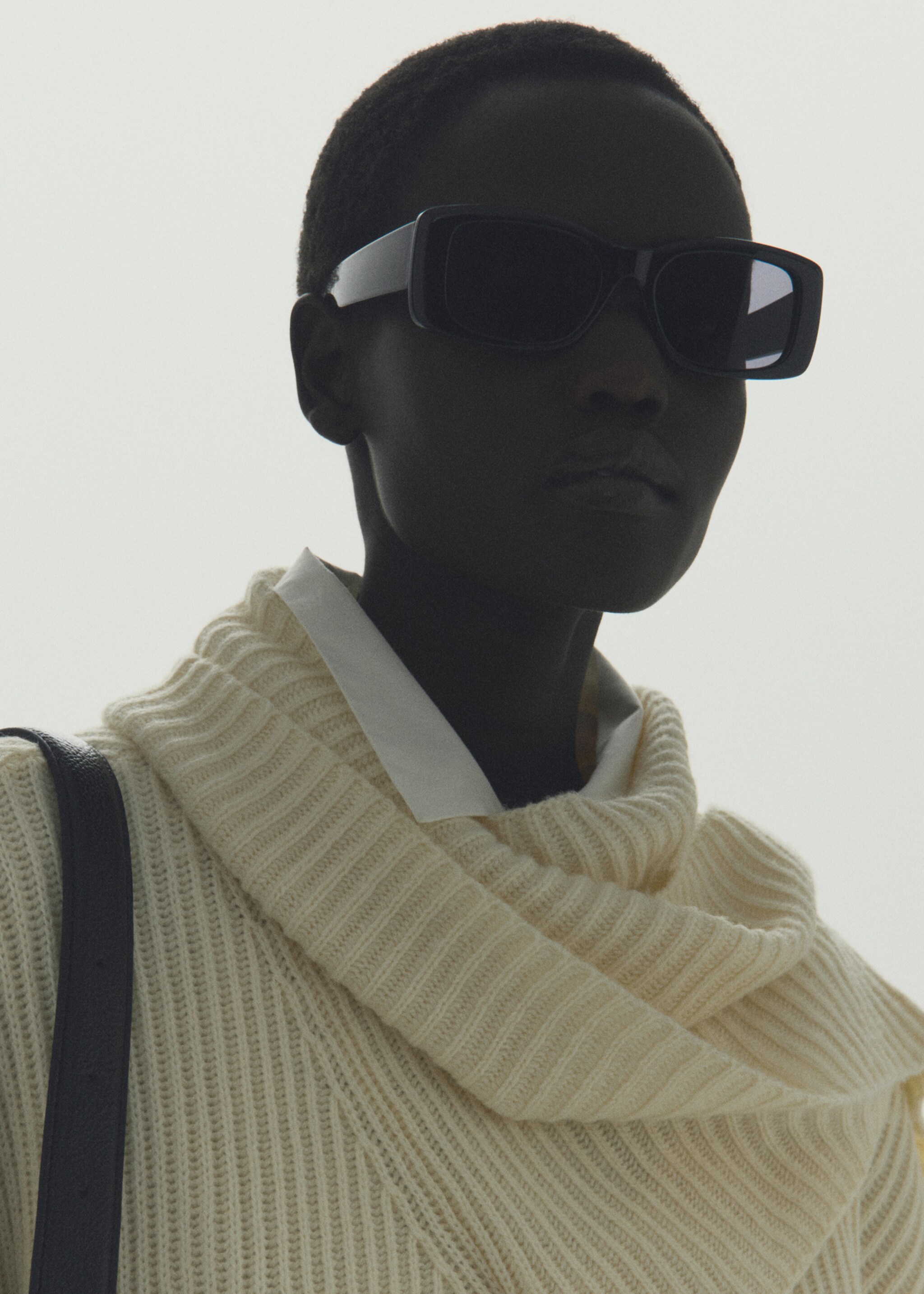 Rectangular-frame sunglasses - General plane, Black. Ref: 27031182-00.