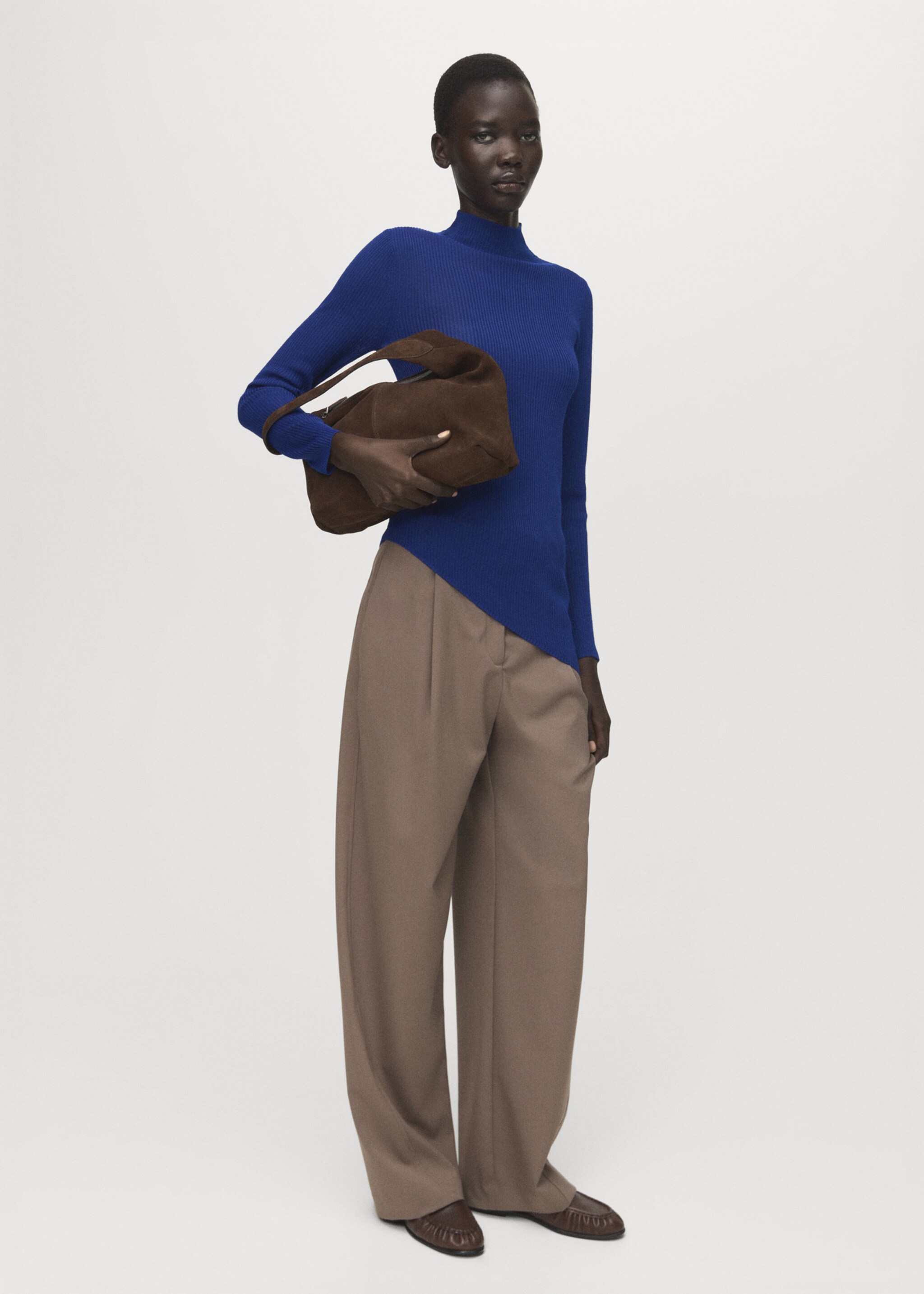 Sweater with asymmetrical turtleneck - General plane, Vibrant blue. Ref: 27031268-00.