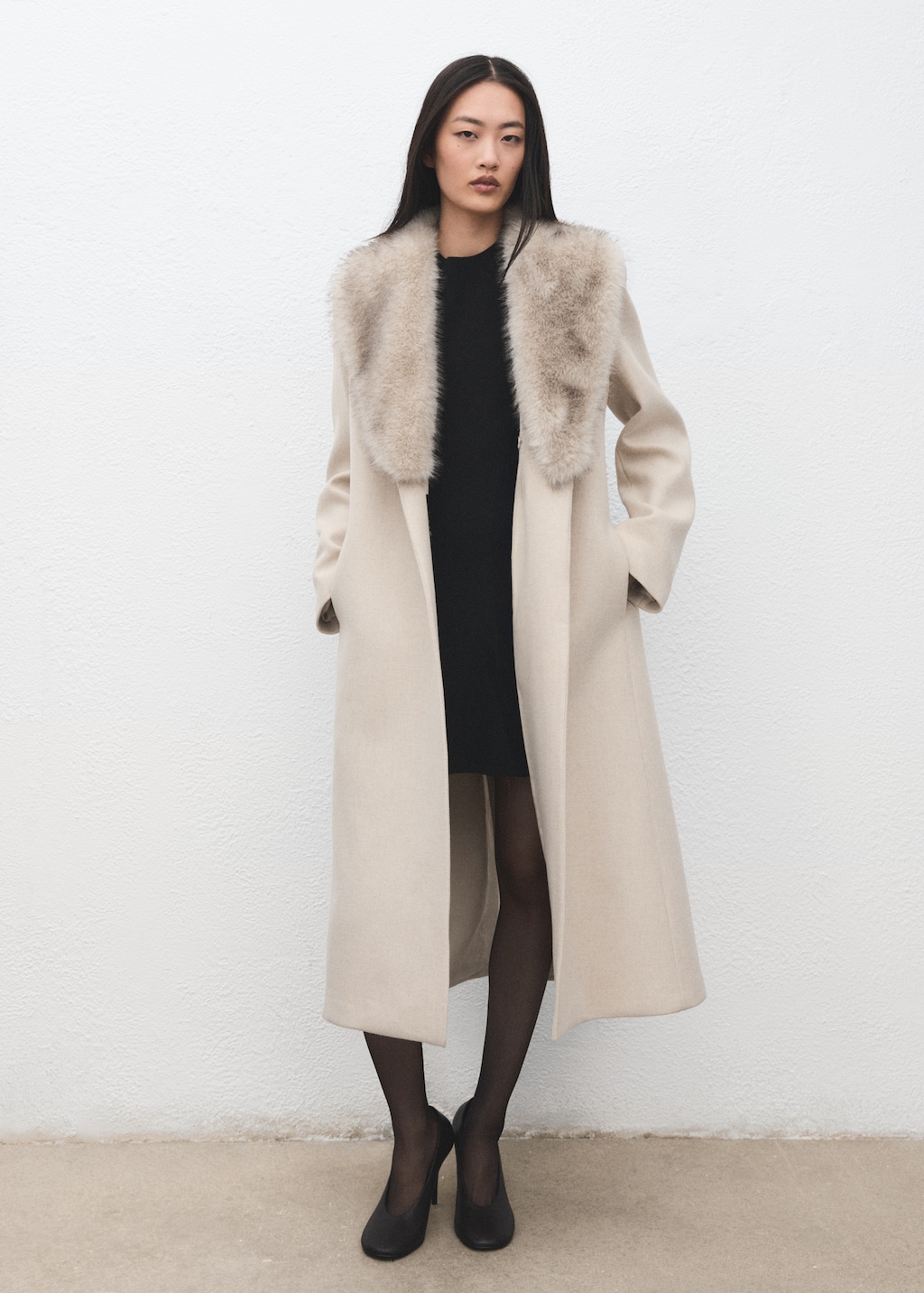 Manteco wool coat with fur collar