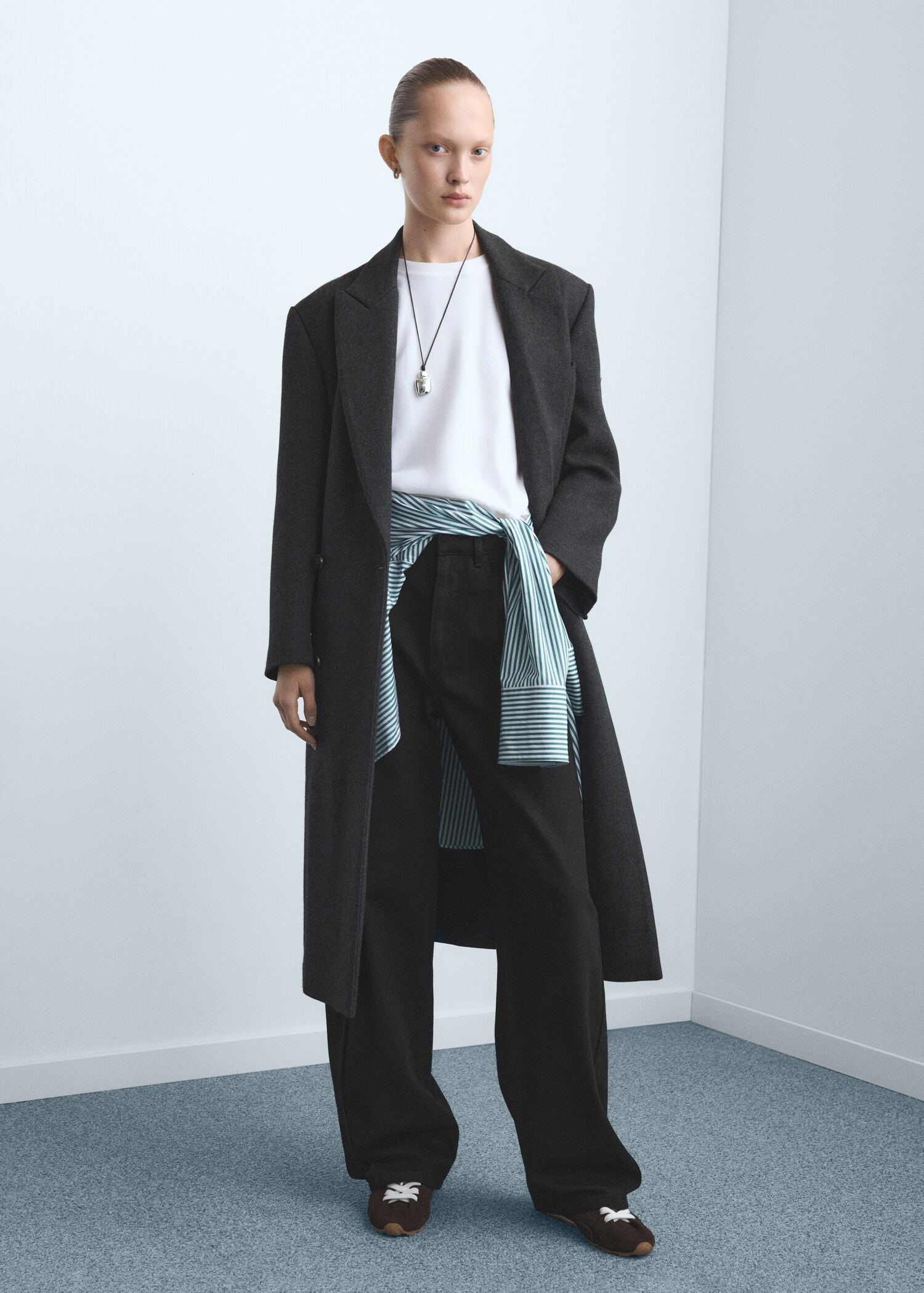 Mid-rise balloon jeans - General plane