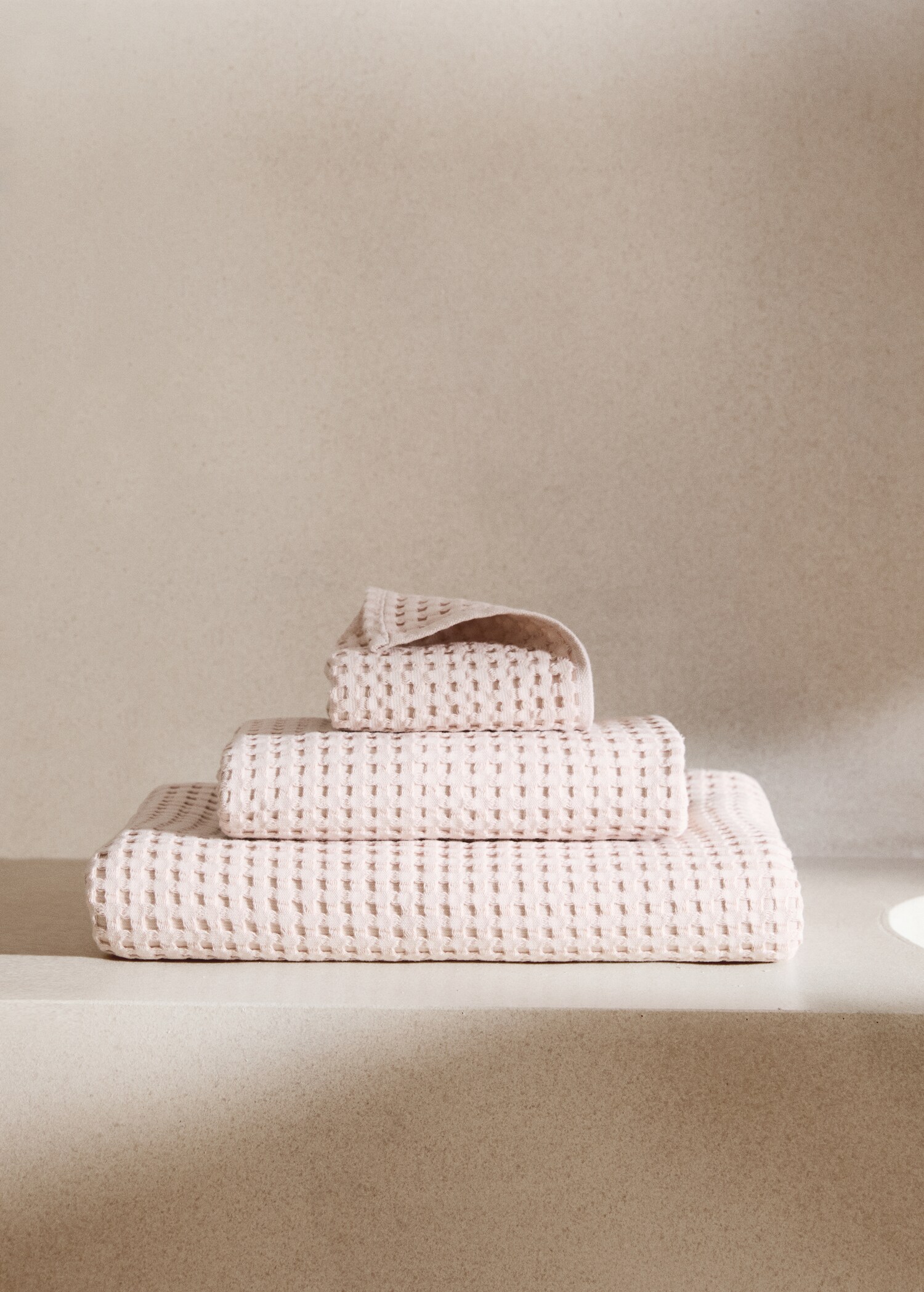 Cotton waffle washbasin towel - General plane