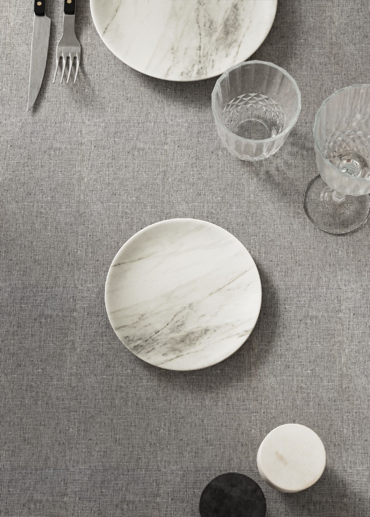 Marble-effect gres plate - General plane