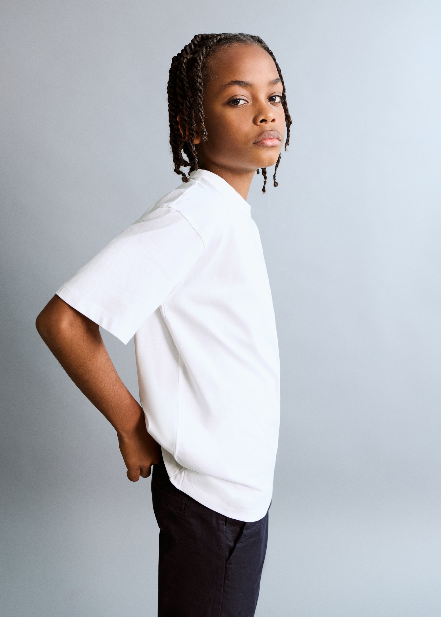 Cotton T-shirt with pocket detail - General plane