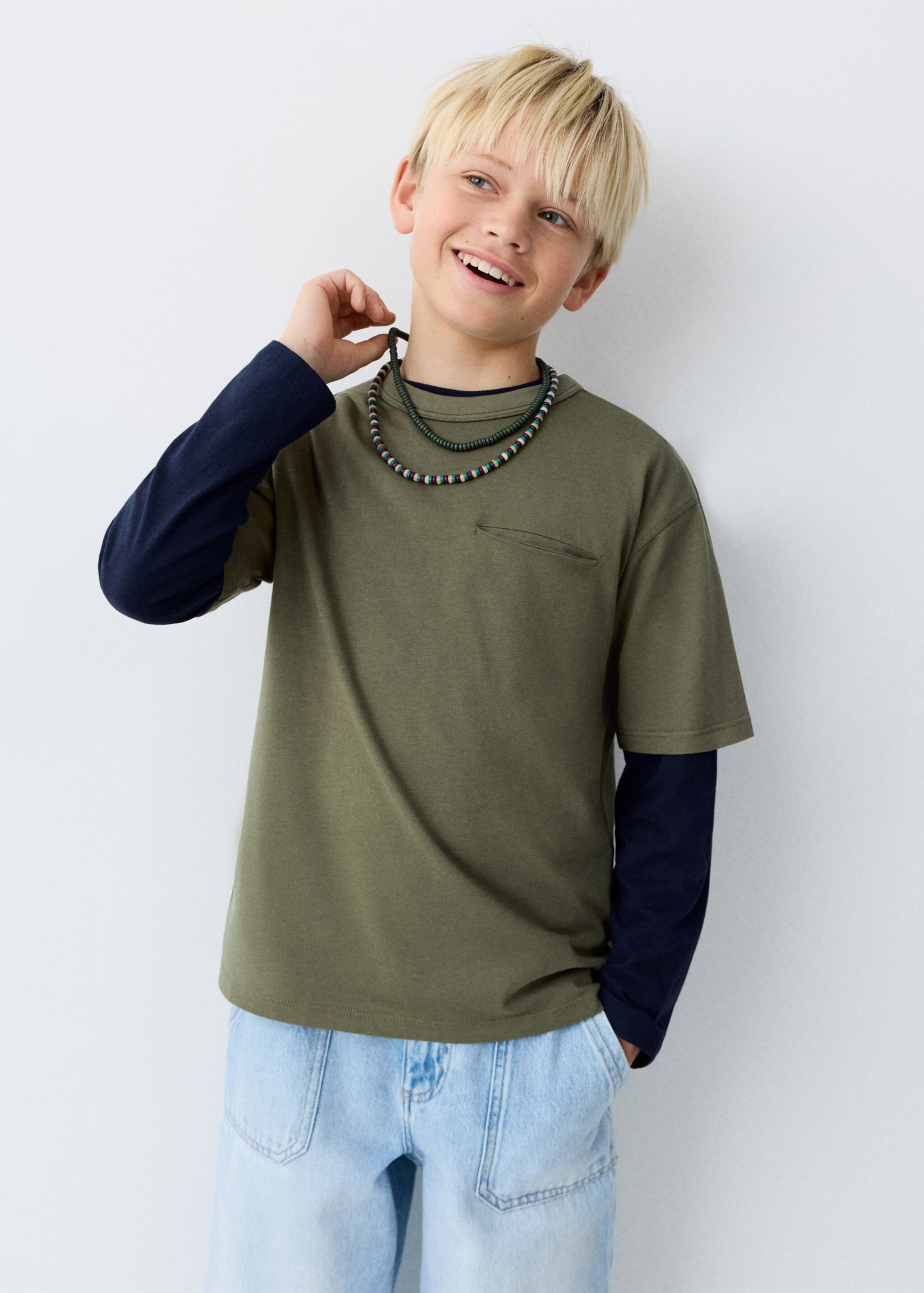 T-shirt i bomull med fickdetalj - Allmän bild, Khaki. Ref: 27033292-00.