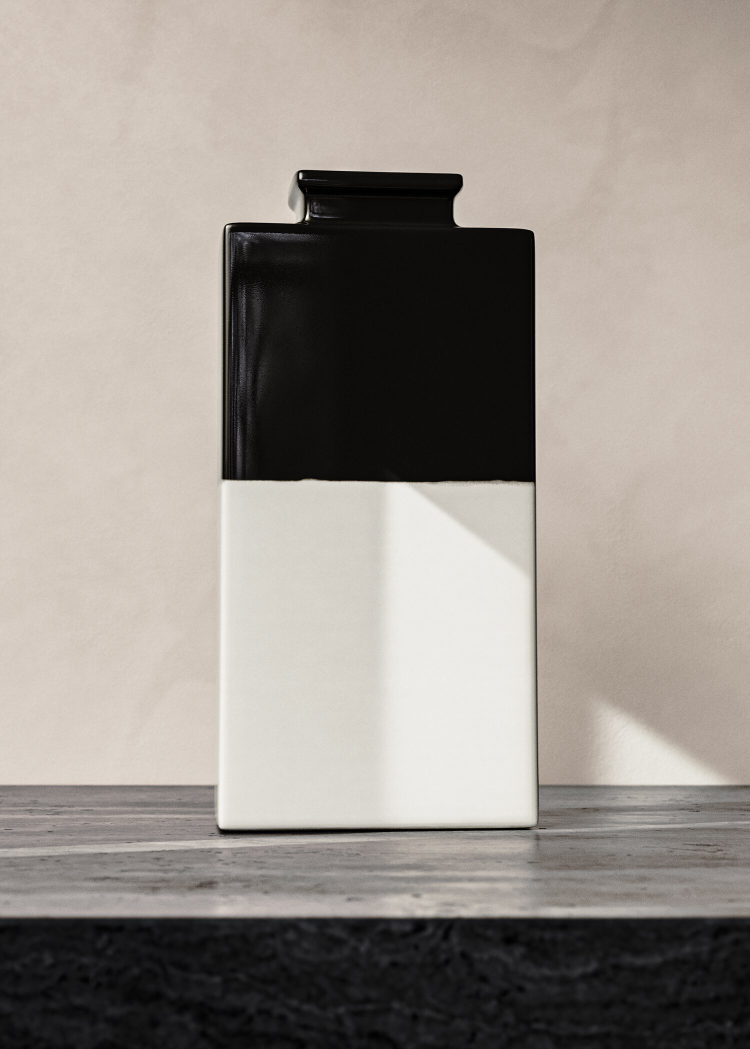 Βάζο κεραμικό δίχρωμο μεγάλο - Γενικό πλάνο