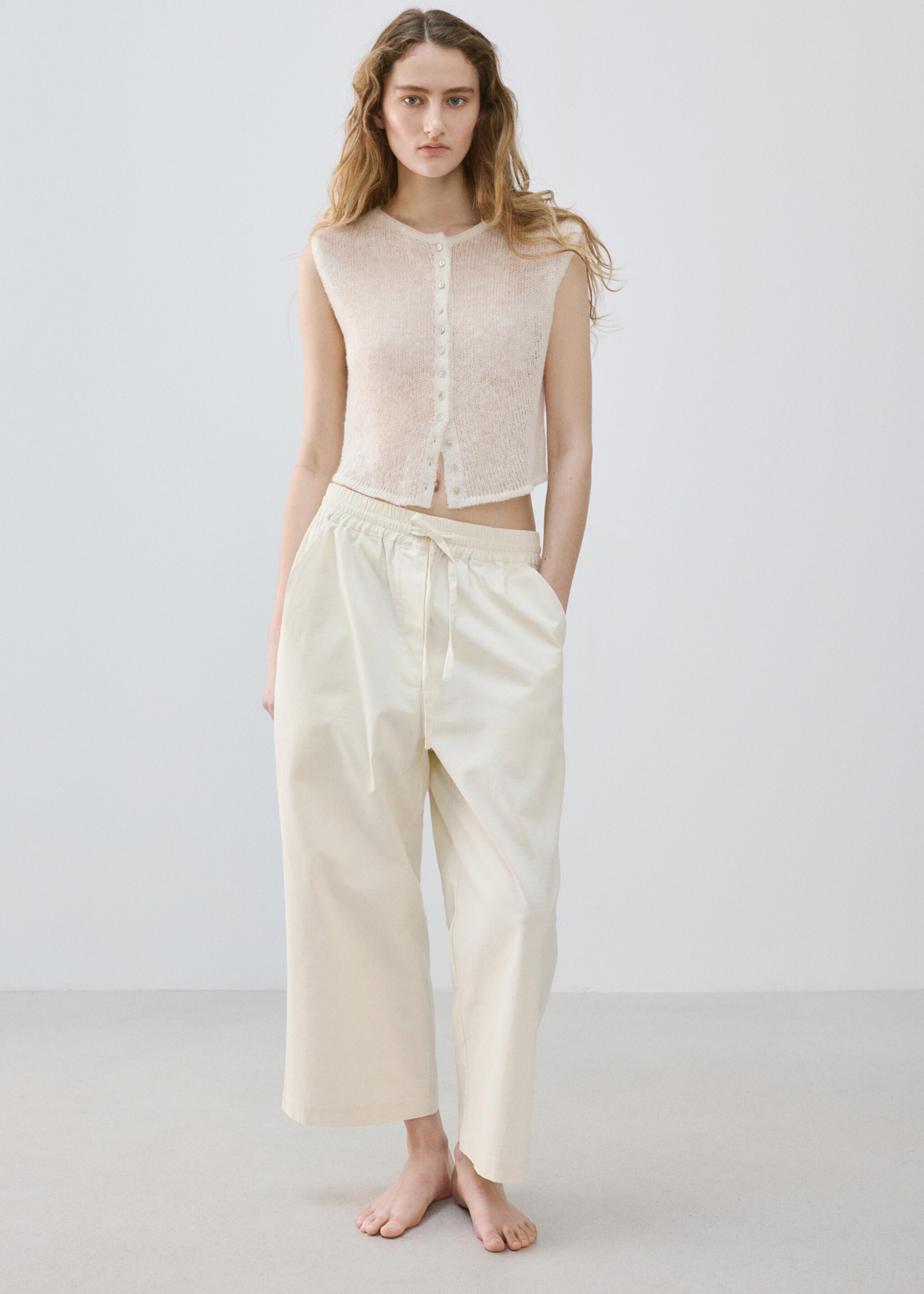 Lange Pyjama-Hose aus Baumwolle - Allgemeine Ansicht, Elfenbeinweiß. Ref: 27033322-00.