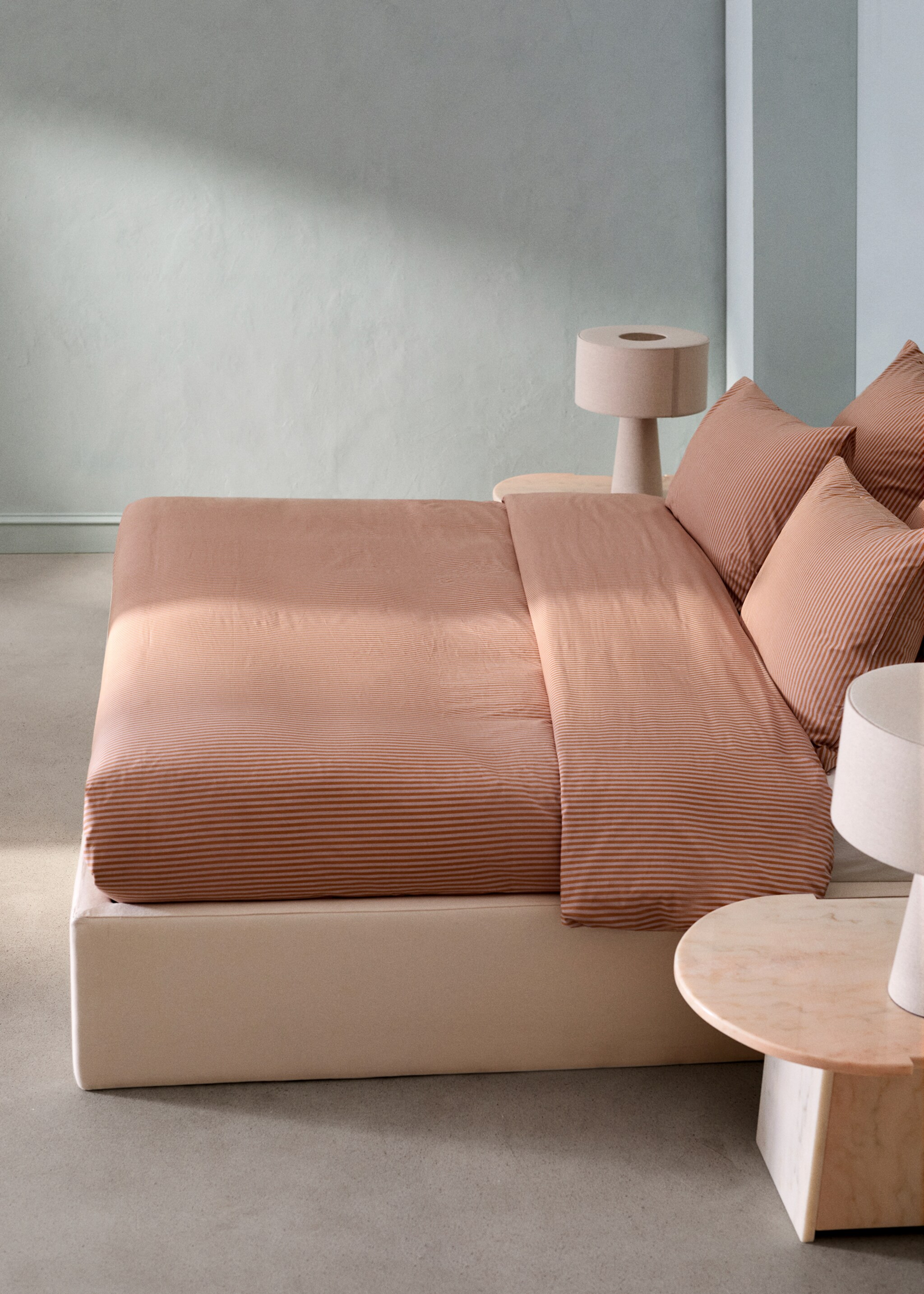 Dekbedovertrek van percal-katoen met Kodak-streepjesprint, voor bed van 135/140 - Overzichtstekening, Perzik. Ref: 27033331-00.