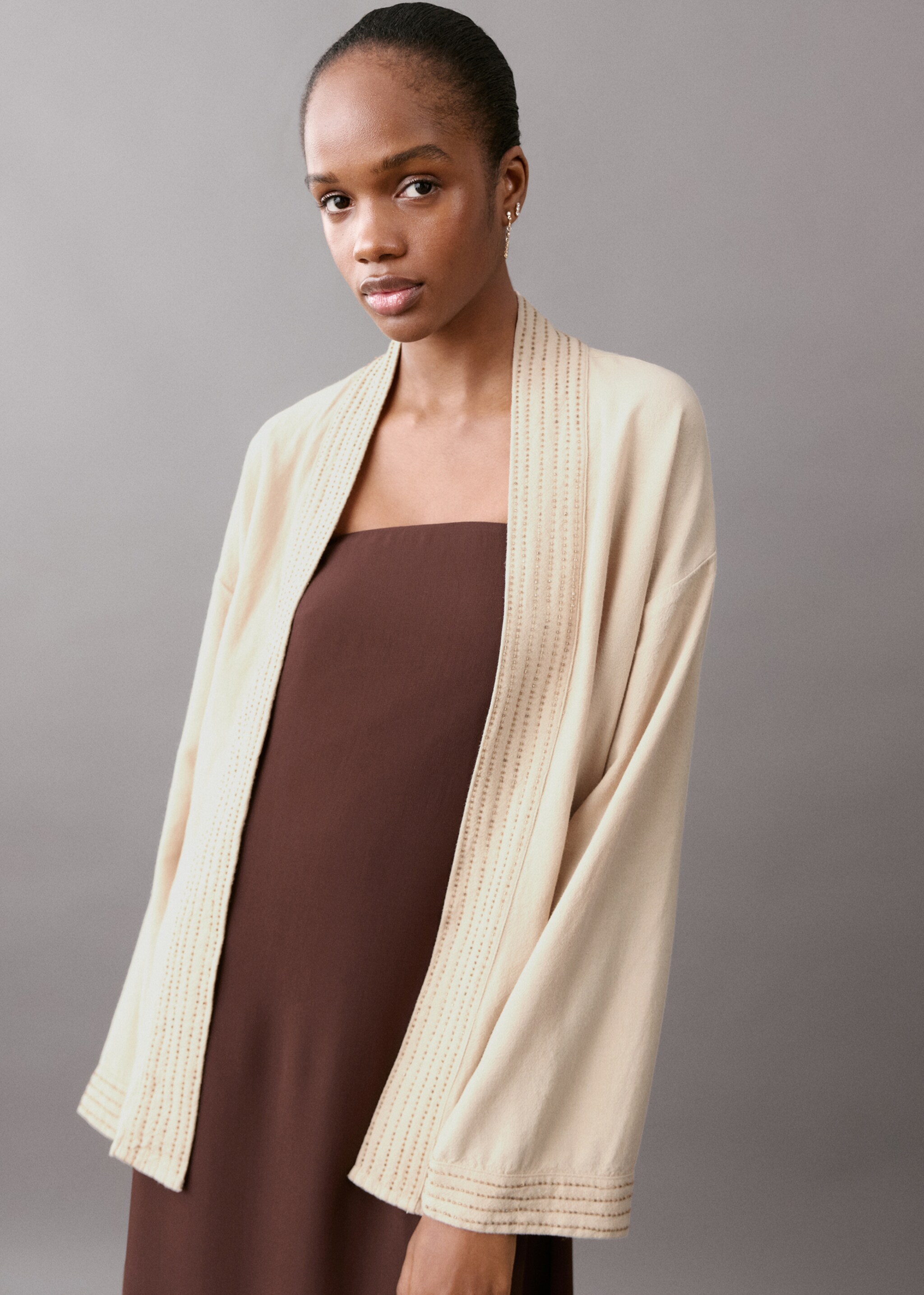 Open jacket with stitched details - General plane, Sand. Ref: 27035812-00.