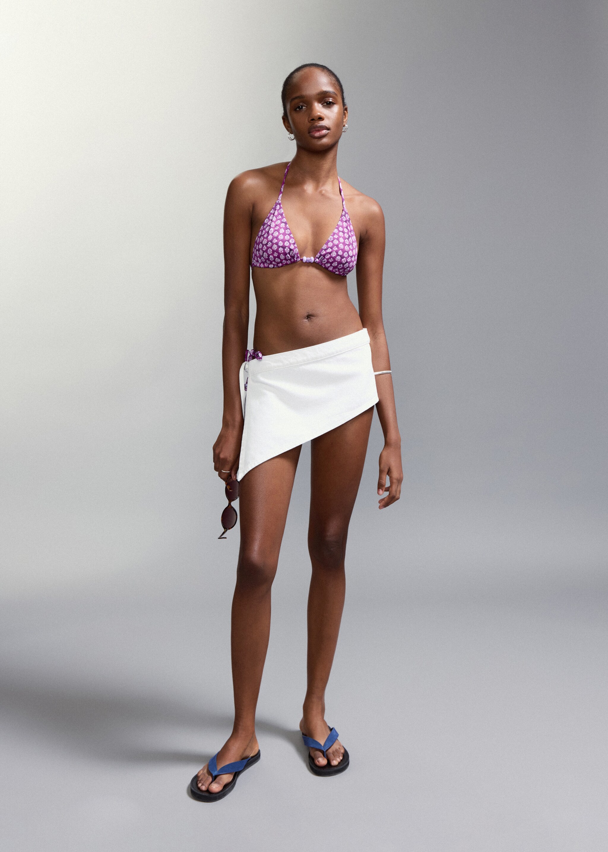 Floral bikini with medium coverage bottoms - General plane, Purple. Ref: 27035949-00.