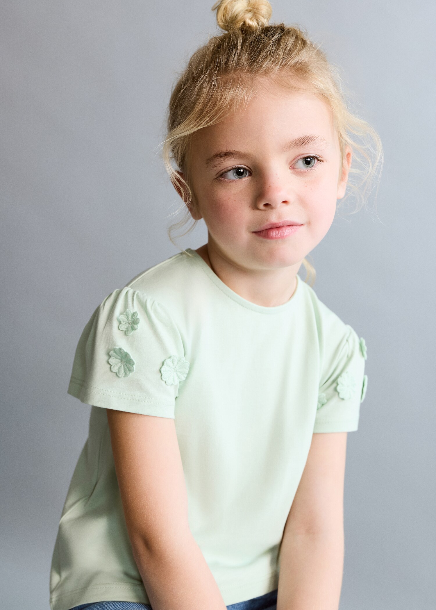 Camiseta algodón detalle flores - Plano general