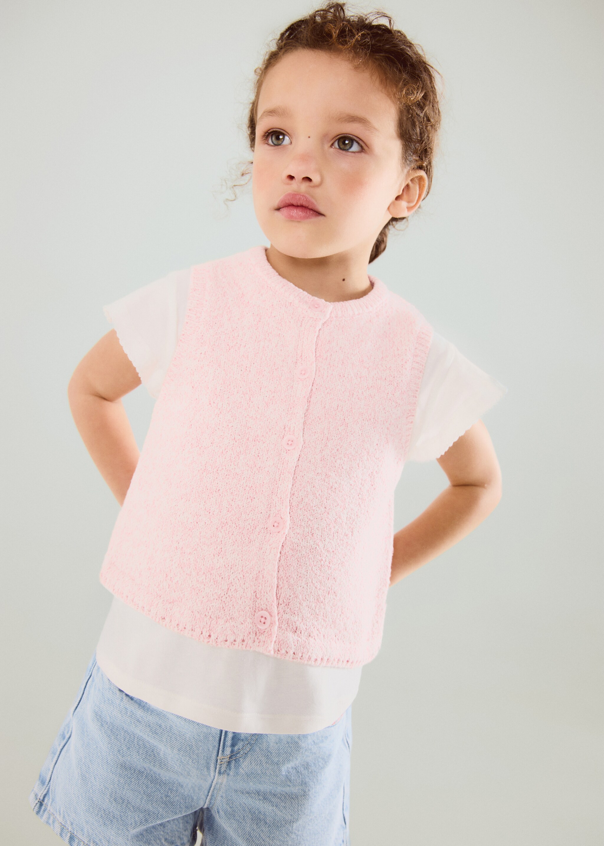 Knitted gilet with buttons - General plane, Pink. Ref: 27036743-00.