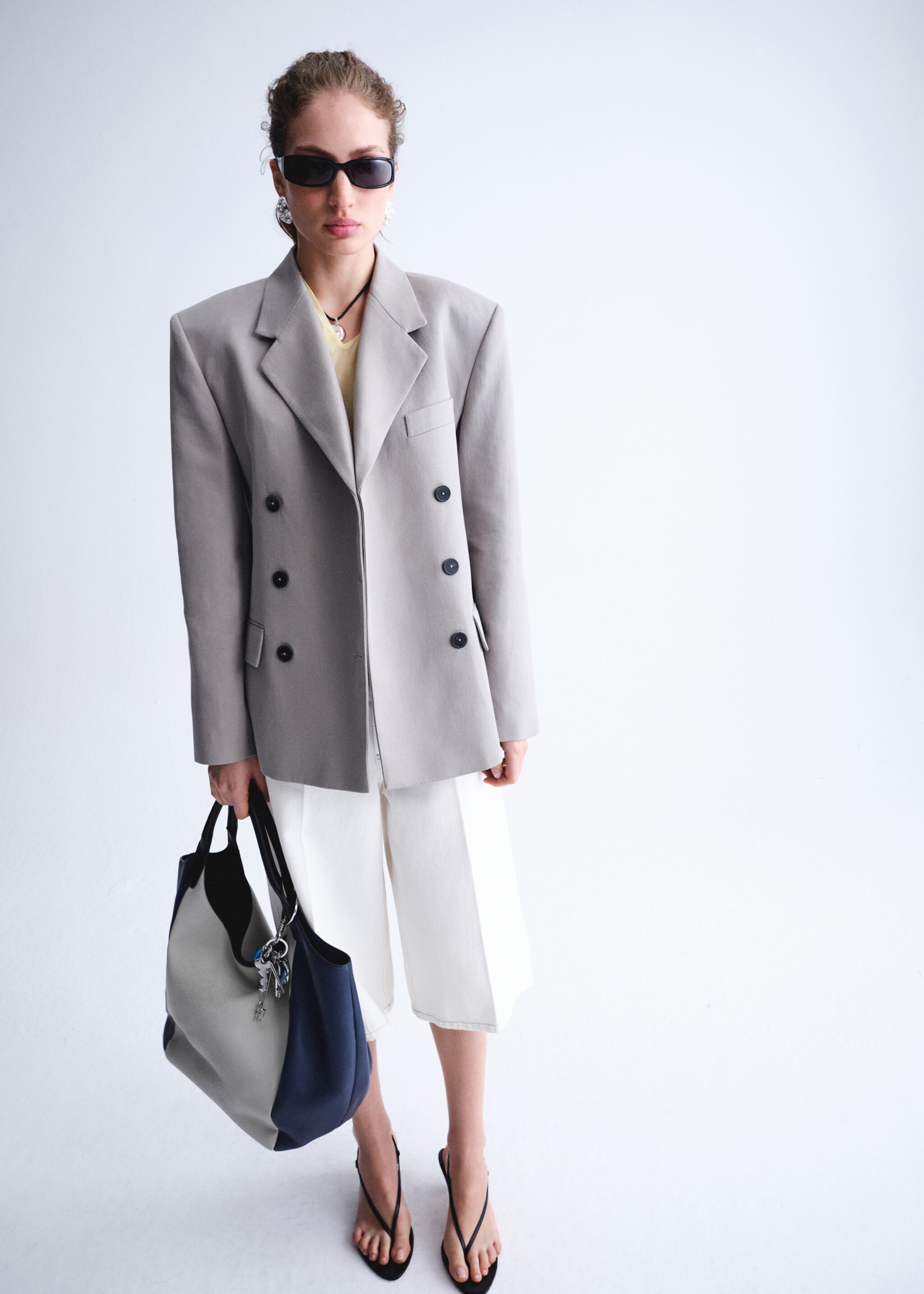 Straight suit jacket with lapel pockets - General plane, Grey. Ref: 27037801-00.