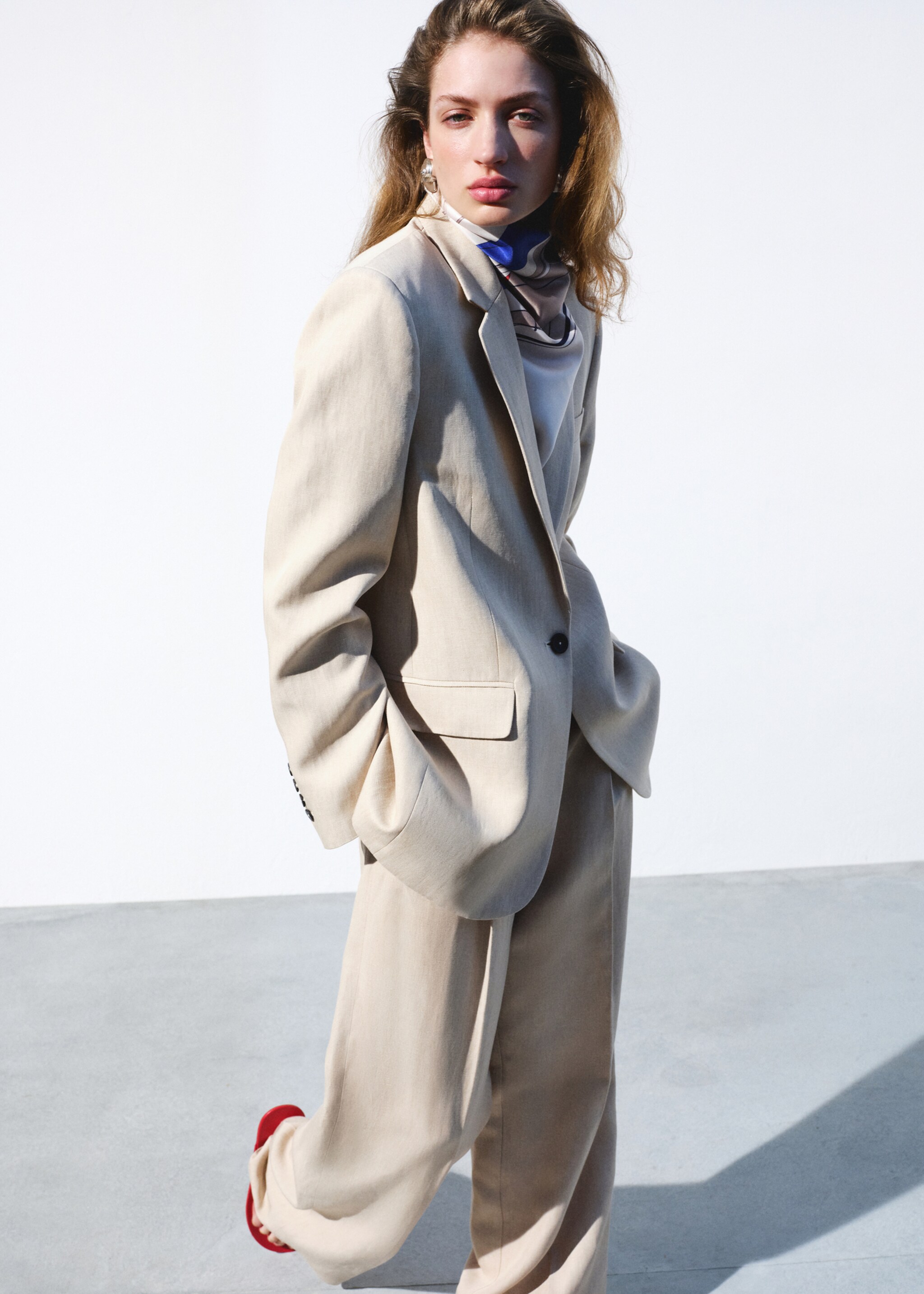 Straight-fit suit blazer - General plane, Sand. Ref: 27037804-00.