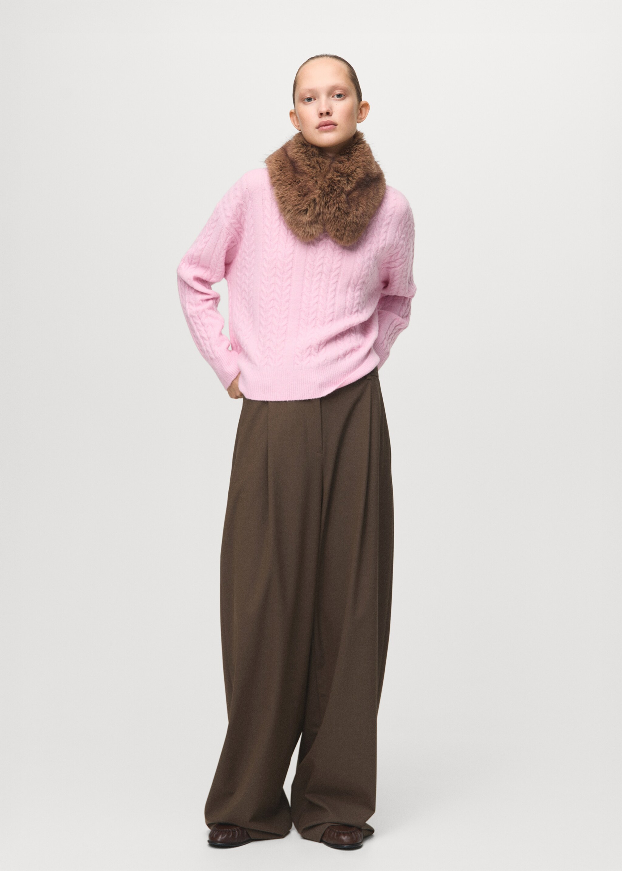 Braided knitted sweater - General plane, Pink. Ref: 27041219-00.