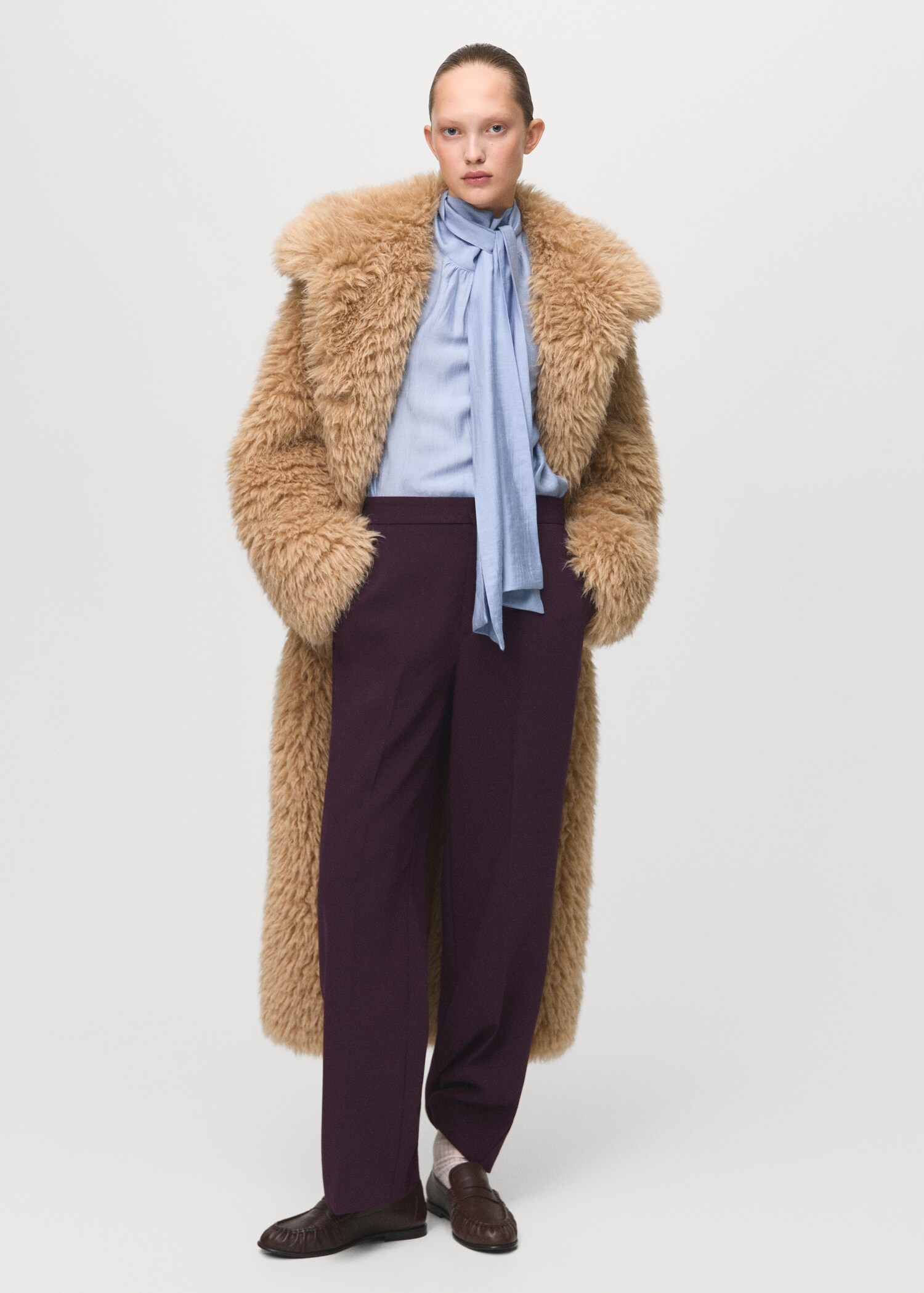 High-waist straight trousers - General plane