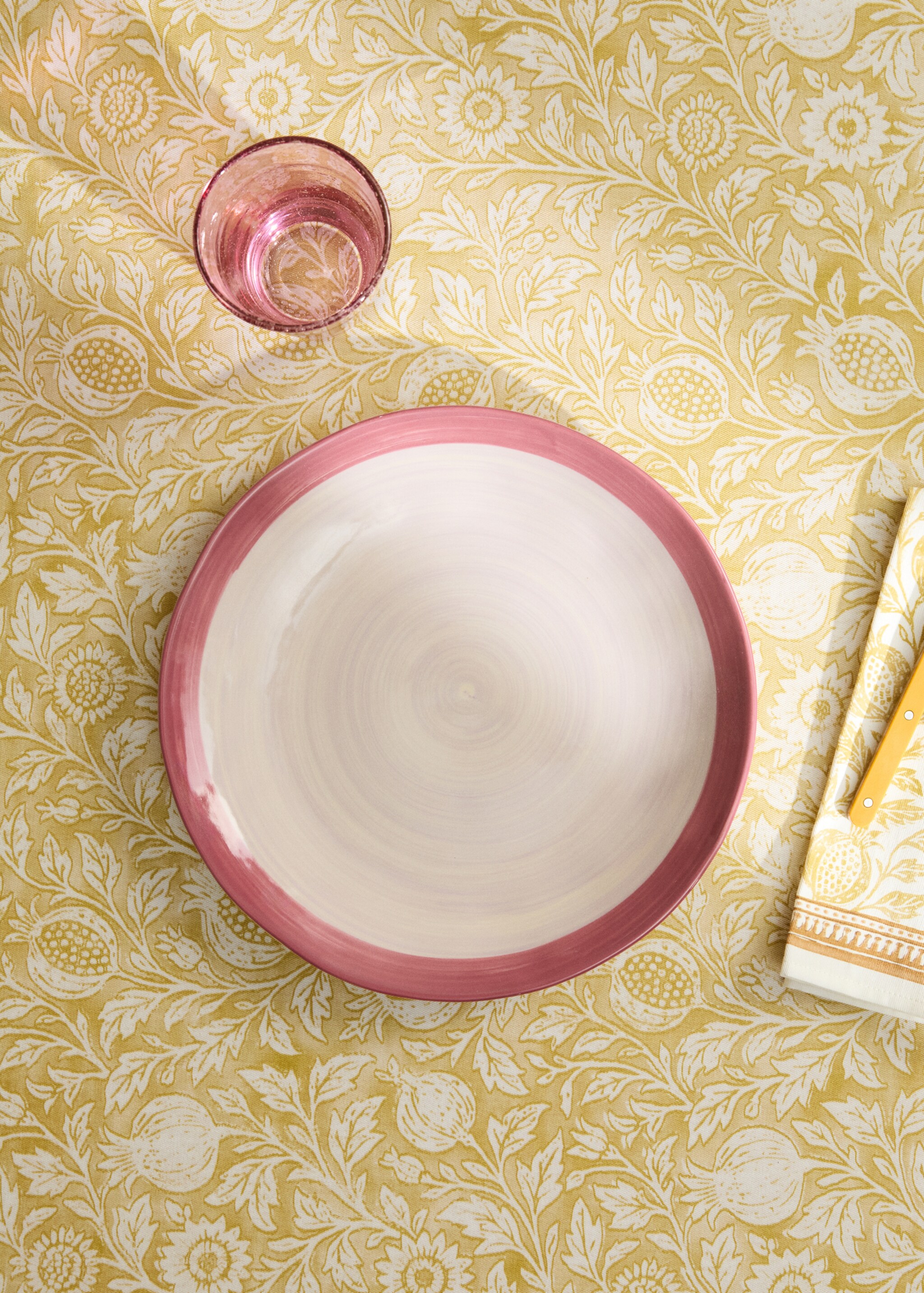 Spin wash stoneware flat plate - General plane, Light/Pastel Purple. Ref: 27041524-00.