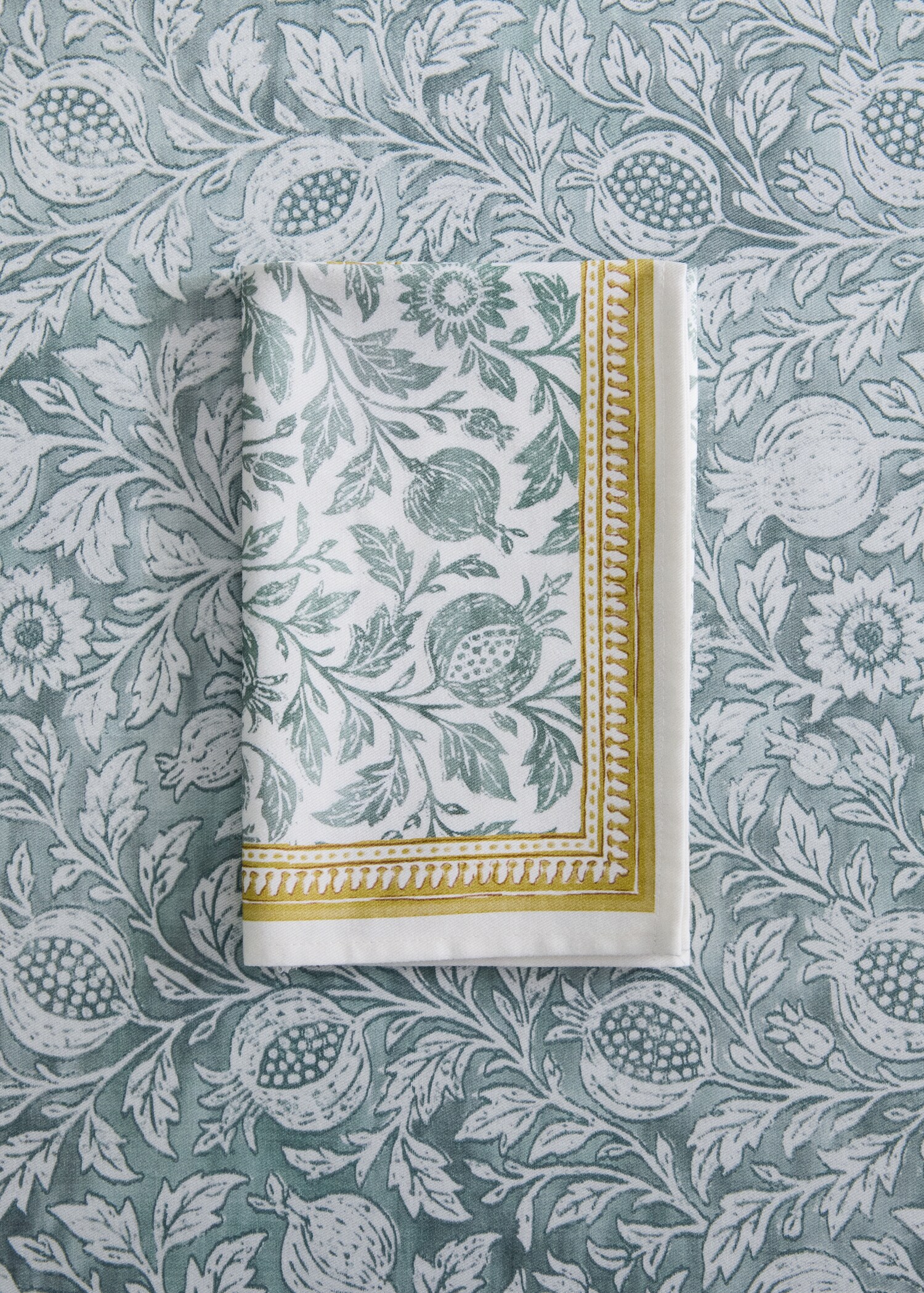 Blockprint-style cotton napkin - General plane