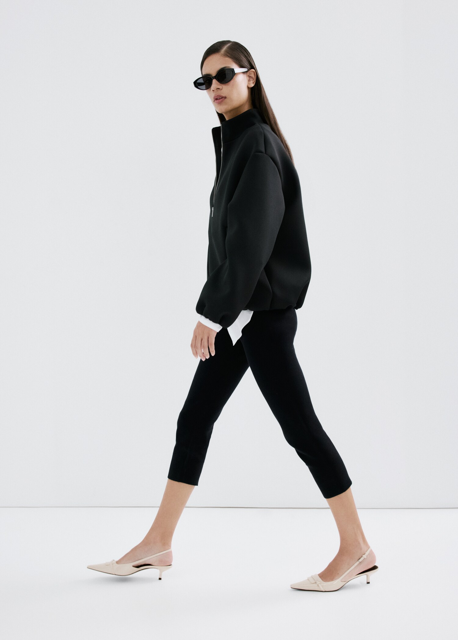 Kitten-heel pointed shoes - General plane