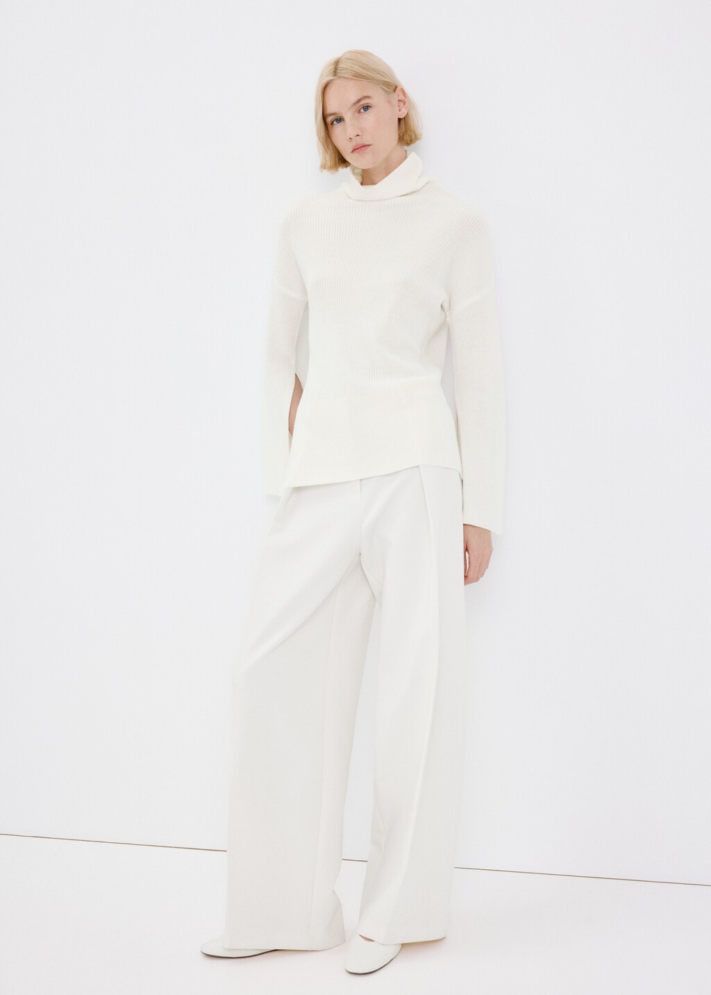 Turtleneck knit sweater - image 2