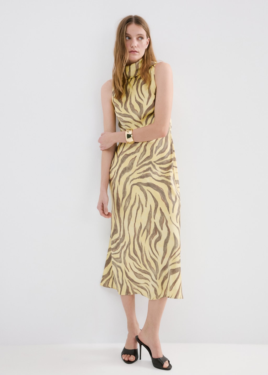 Printed dress with foulard