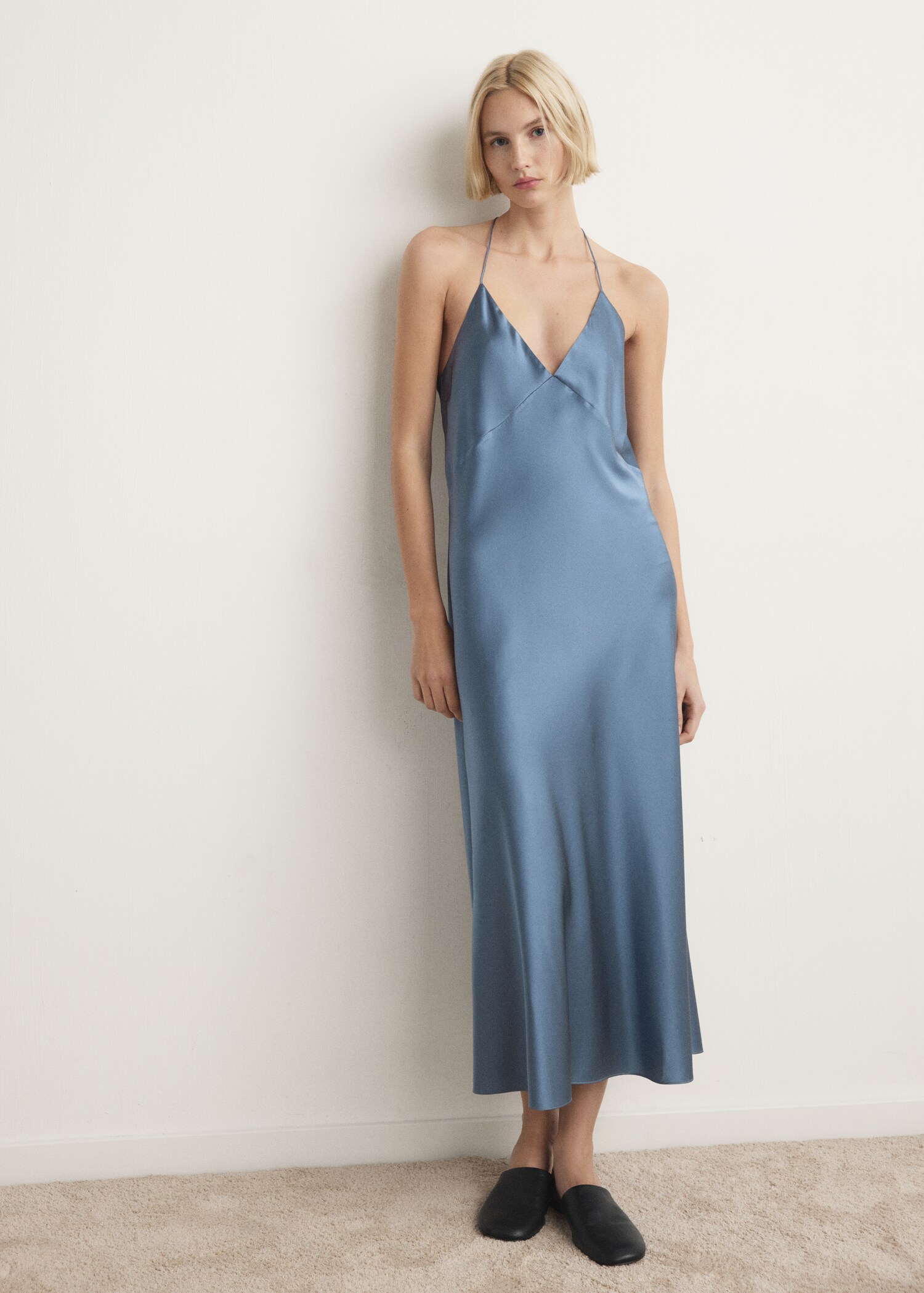 Silk strapless nightgown - General plane